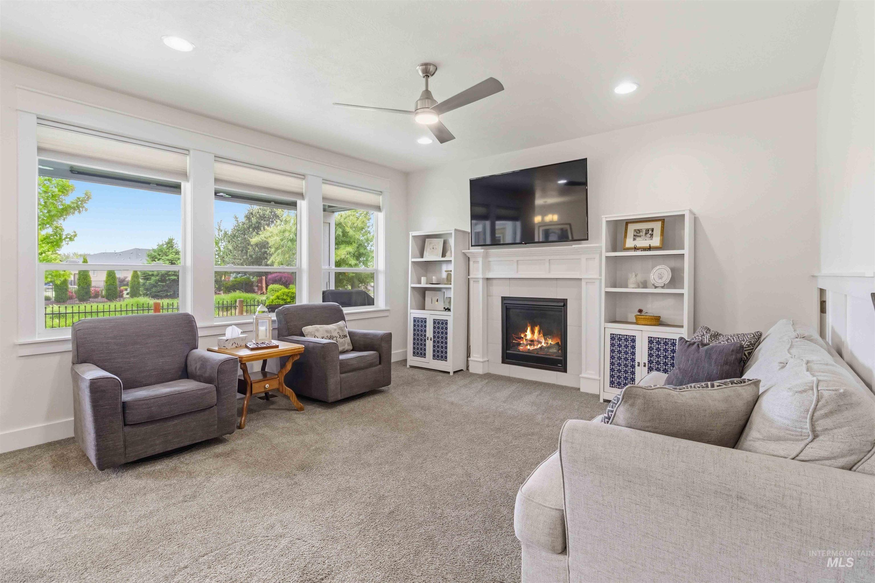 9561 W Wildbranch Dr., Star, Idaho 83669, 4 Bedrooms, 2.5 Bathrooms, Residential For Sale, Price $699,900,MLS 98986404