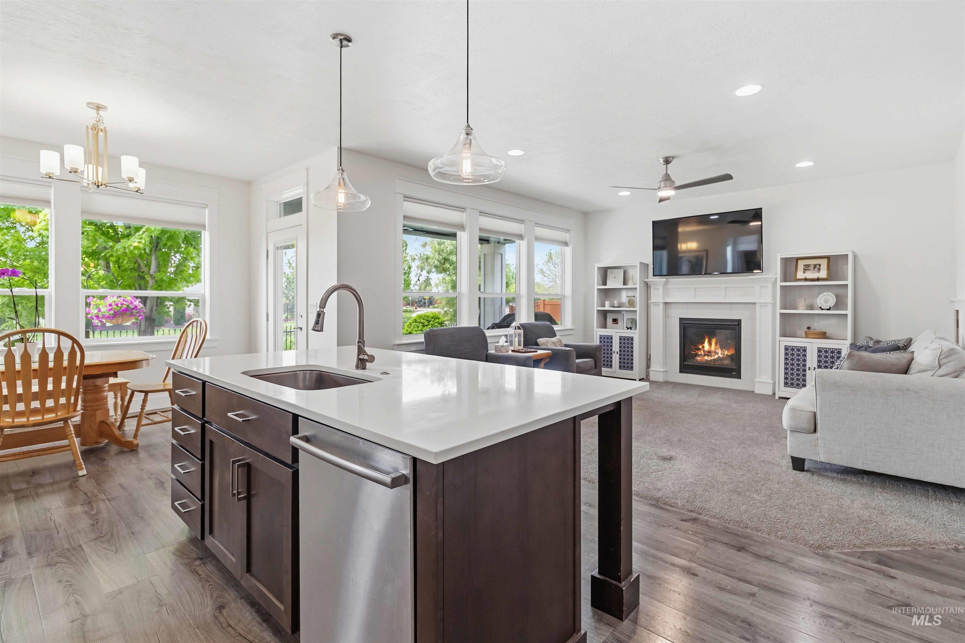 9561 W Wildbranch Dr., Star, Idaho 83669, 4 Bedrooms, 2.5 Bathrooms, Residential For Sale, Price $725,000, 98986404