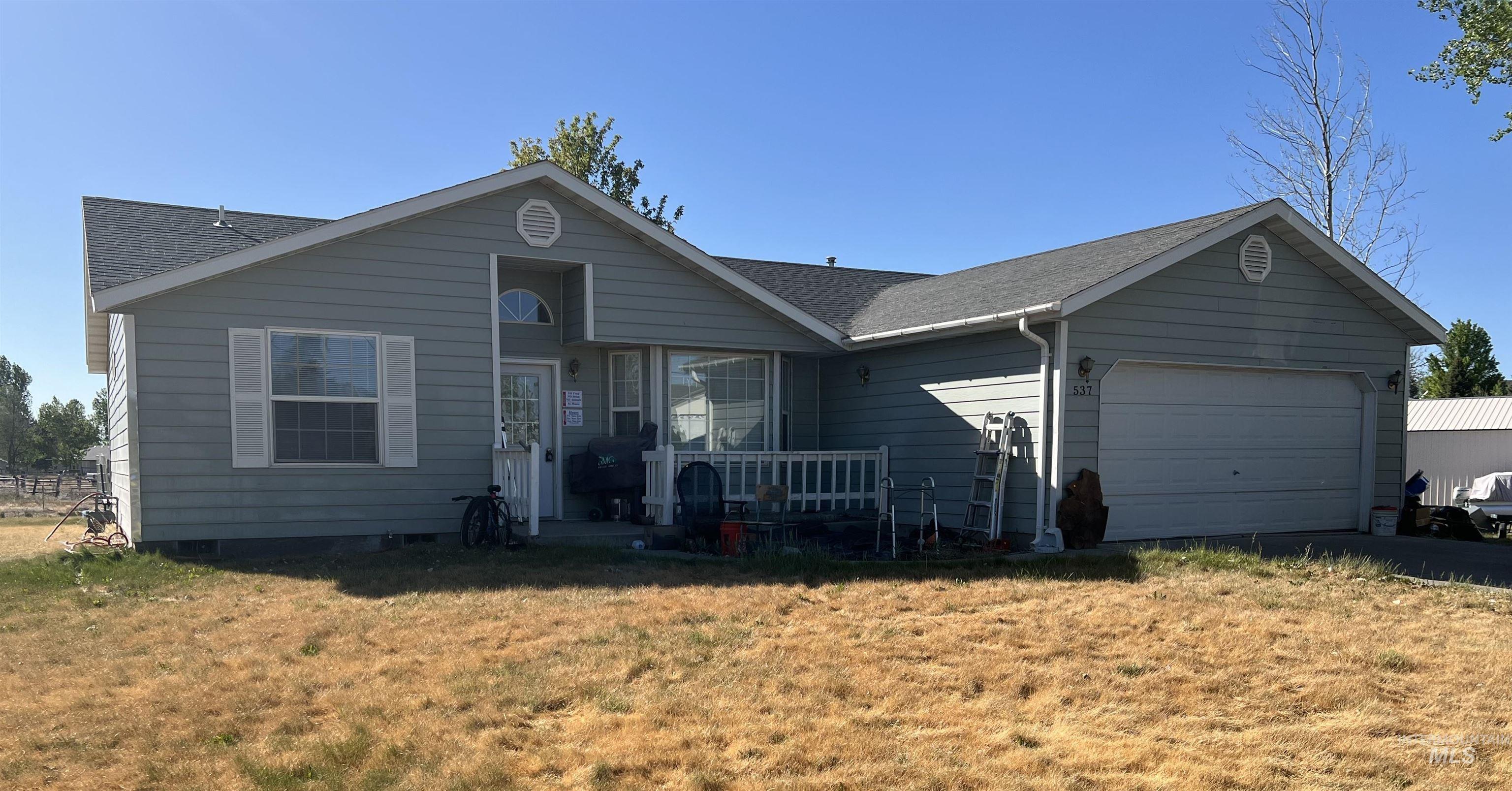 537 Smokey Mountain Dr, Jerome, Idaho 83338, 3 Bedrooms, 2 Bathrooms, Residential For Sale, Price $369,000,MLS 98986405