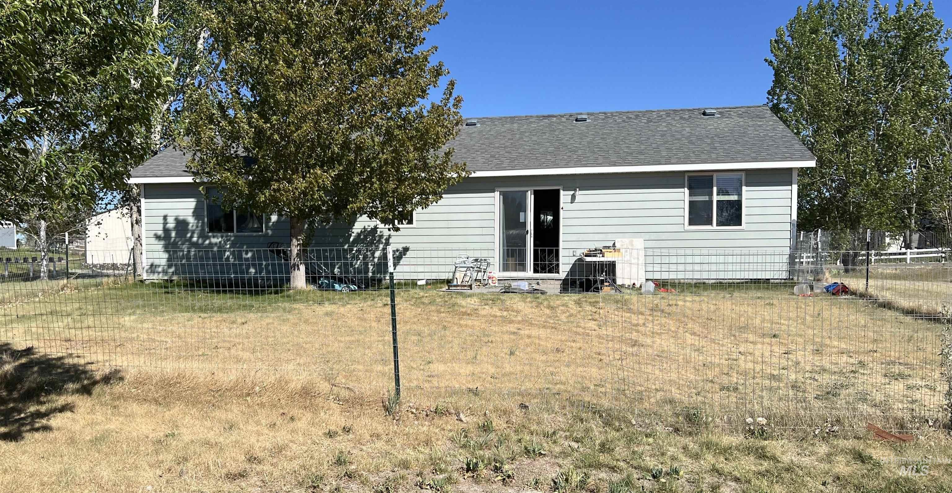 537 Smokey Mountain Dr, Jerome, Idaho 83338, 3 Bedrooms, 2 Bathrooms, Residential For Sale, Price $369,000,MLS 98986405
