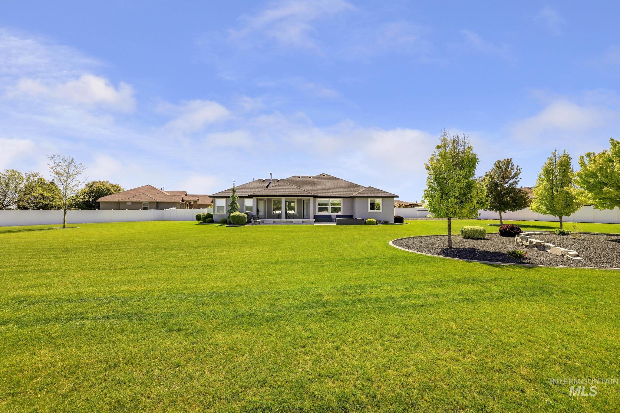 3895 N 3472 E, Kimberly, Idaho 83341, 4 Bedrooms, 3.5 Bathrooms, Residential For Sale, Price $662,000,MLS 98986406
