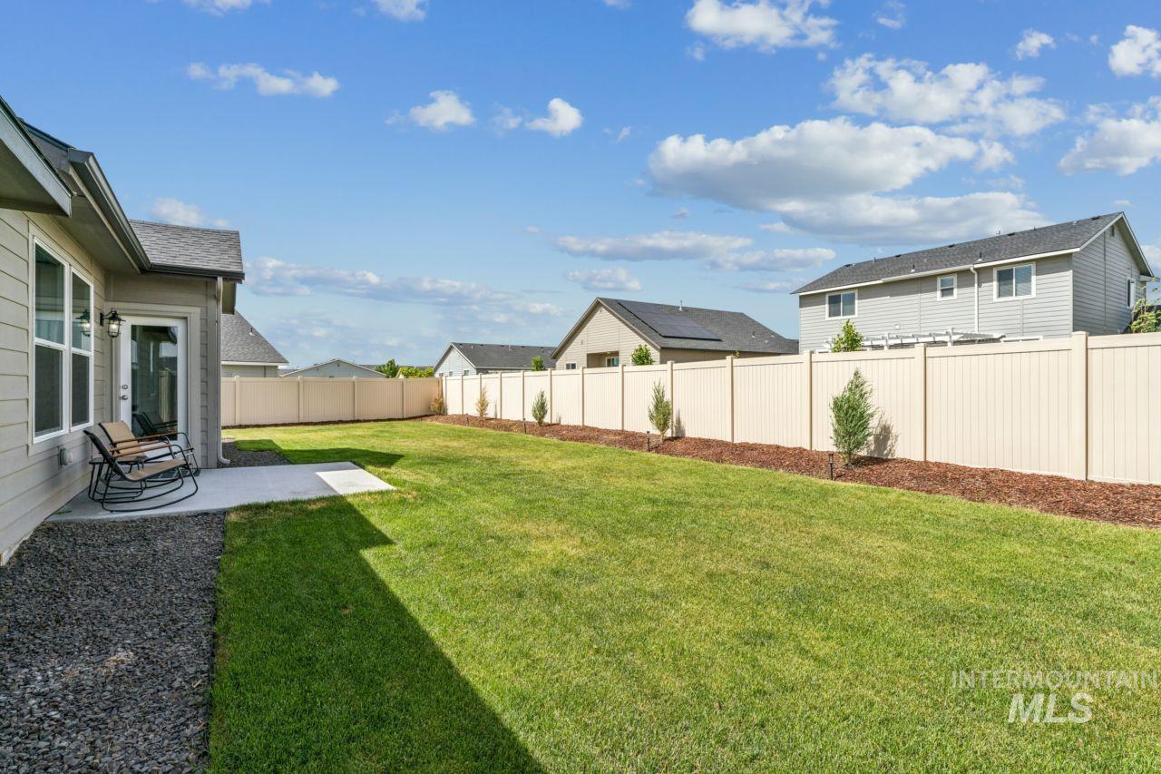 17413 N Santimon Way, Nampa, Idaho 83687, 4 Bedrooms, 2 Bathrooms, Residential For Sale, Price $454,900,MLS 98986410