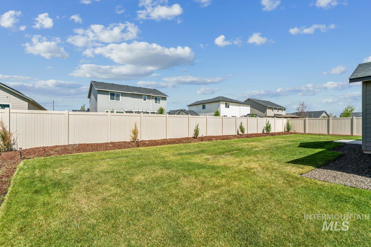 17413 N Santimon Way, Nampa, Idaho 83687, 4 Bedrooms, 2 Bathrooms, Residential For Sale, Price $454,900,MLS 98986410