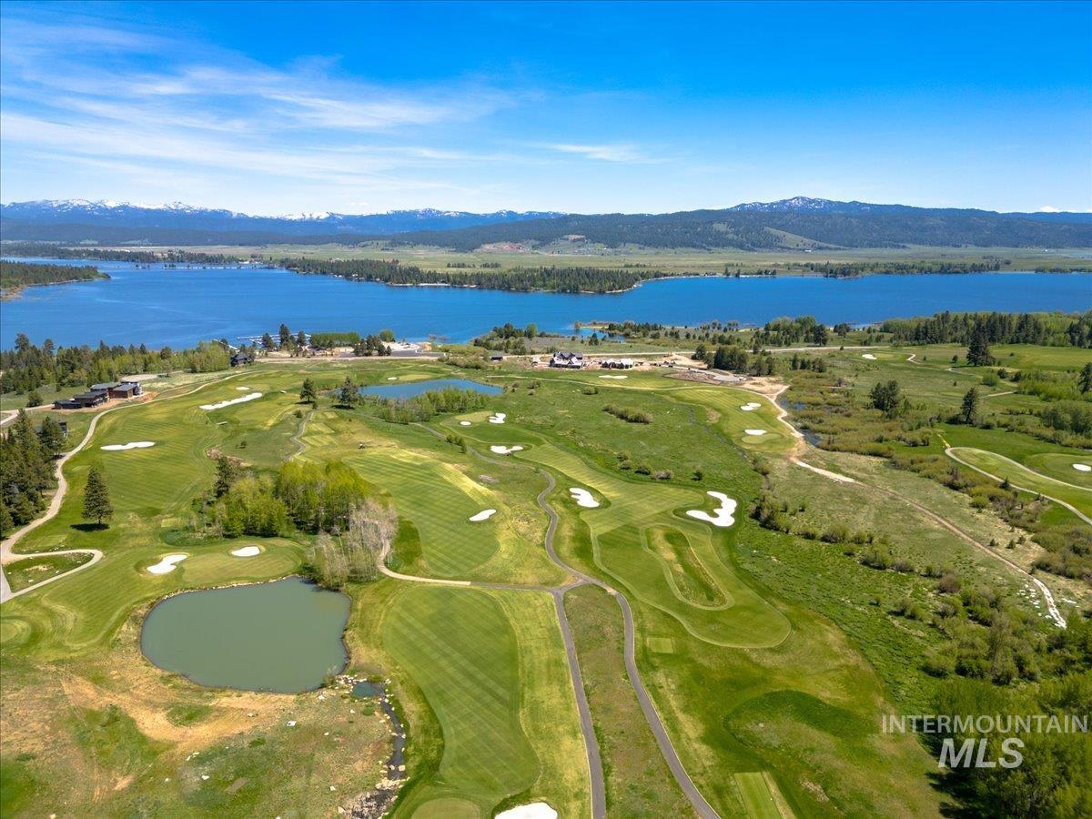 7 Rock Creek Ct., Donnelly, Idaho 83615, 2 Bedrooms, 2.5 Bathrooms, Residential For Sale, Price $1,199,900, 98986411
