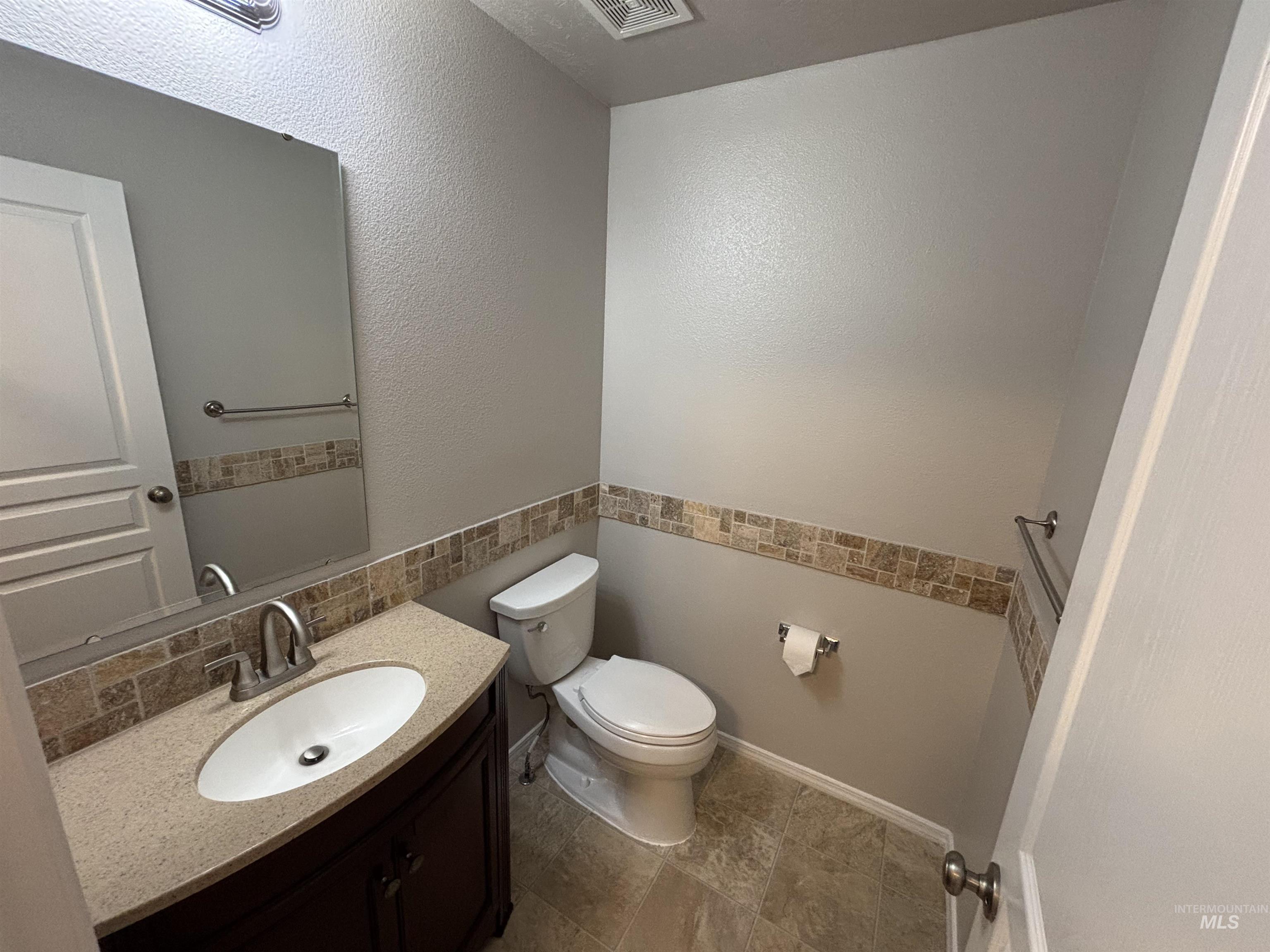 138 NE Malad Ct, Mountain Home, Idaho 83647, 4 Bedrooms, 2.5 Bathrooms, Residential For Sale, Price $395,000,MLS 98986412