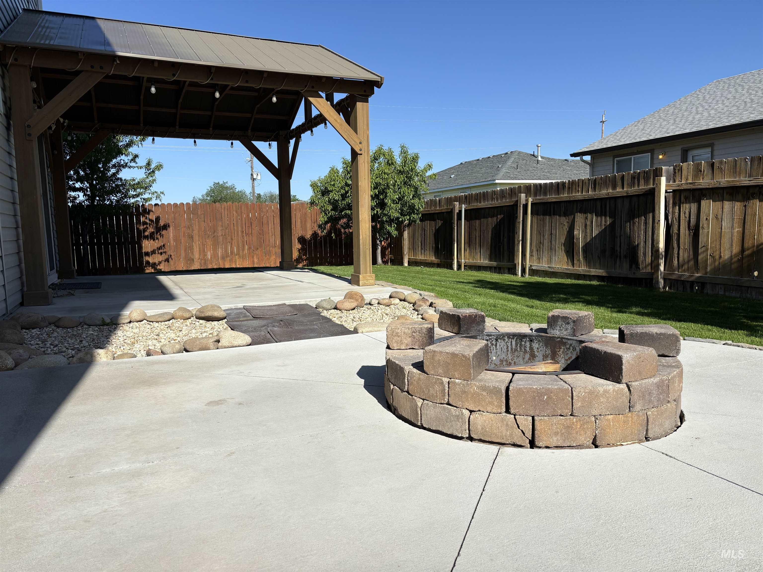 138 NE Malad Ct, Mountain Home, Idaho 83647, 4 Bedrooms, 2.5 Bathrooms, Residential For Sale, Price $395,000,MLS 98986412