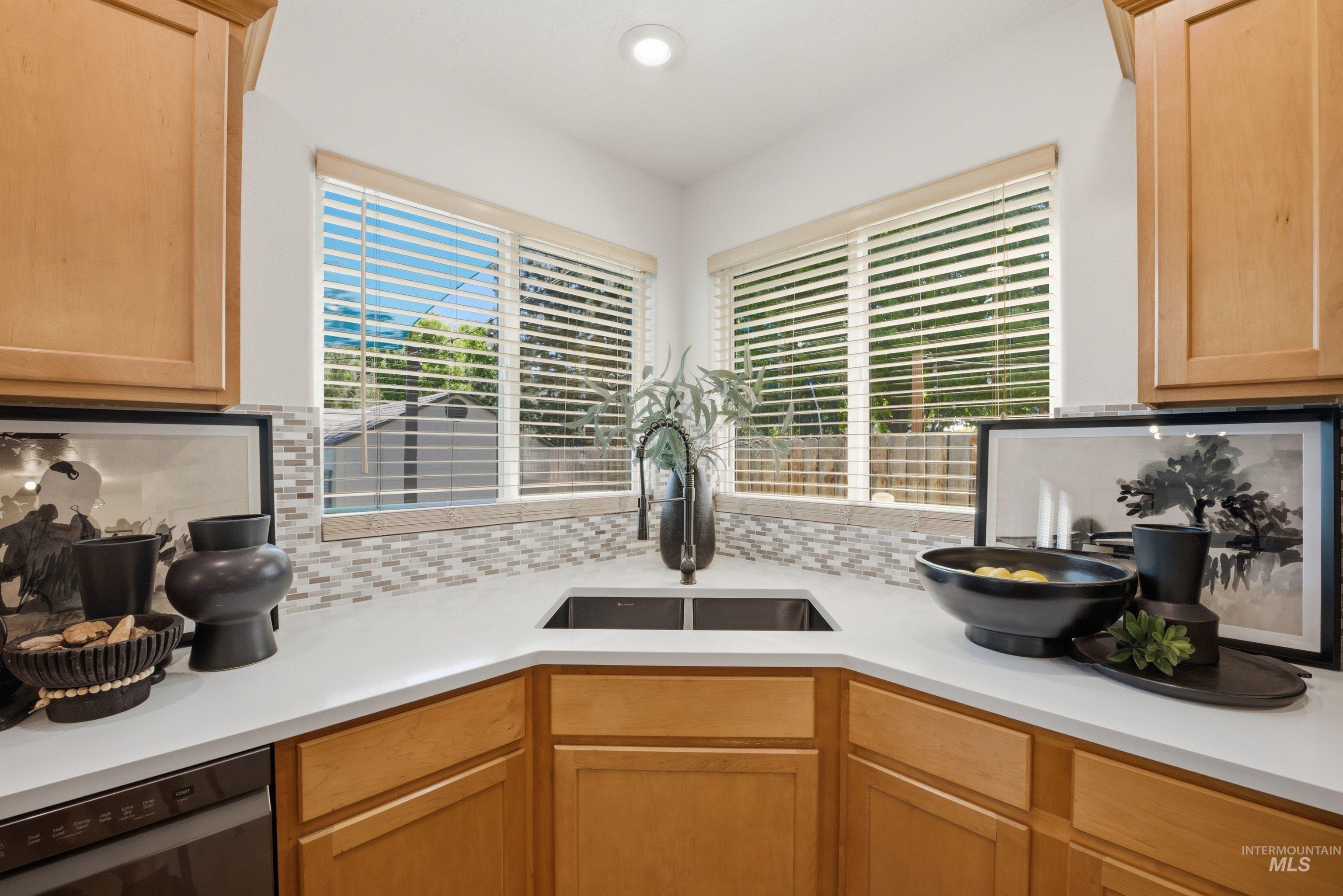 6506 S Warwickshire Ave, Boise, Idaho 83709, 4 Bedrooms, 2.5 Bathrooms, Residential For Sale, Price $475,000,MLS 98986414