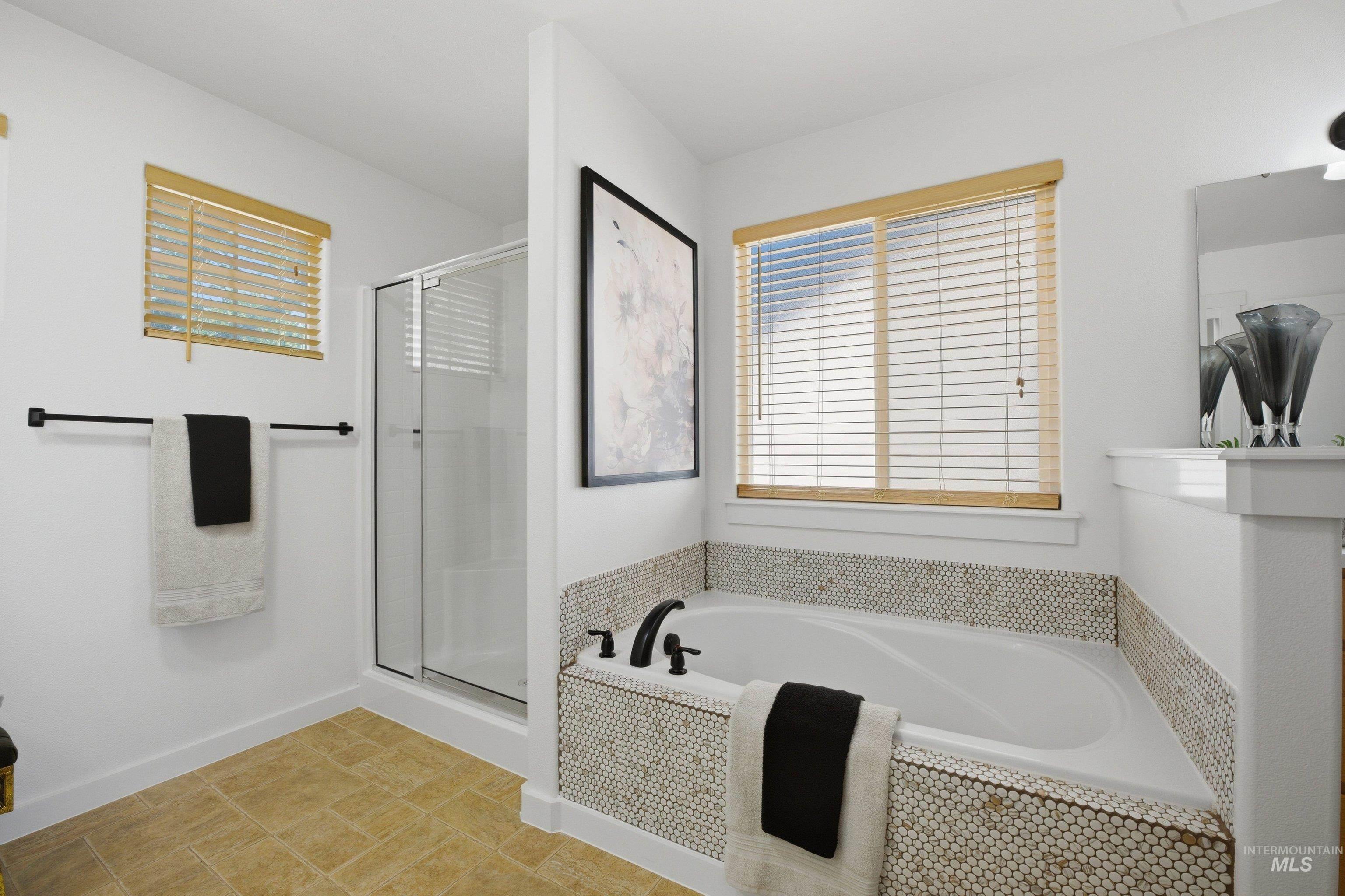 6506 S Warwickshire Ave, Boise, Idaho 83709, 4 Bedrooms, 2.5 Bathrooms, Residential For Sale, Price $475,000,MLS 98986414
