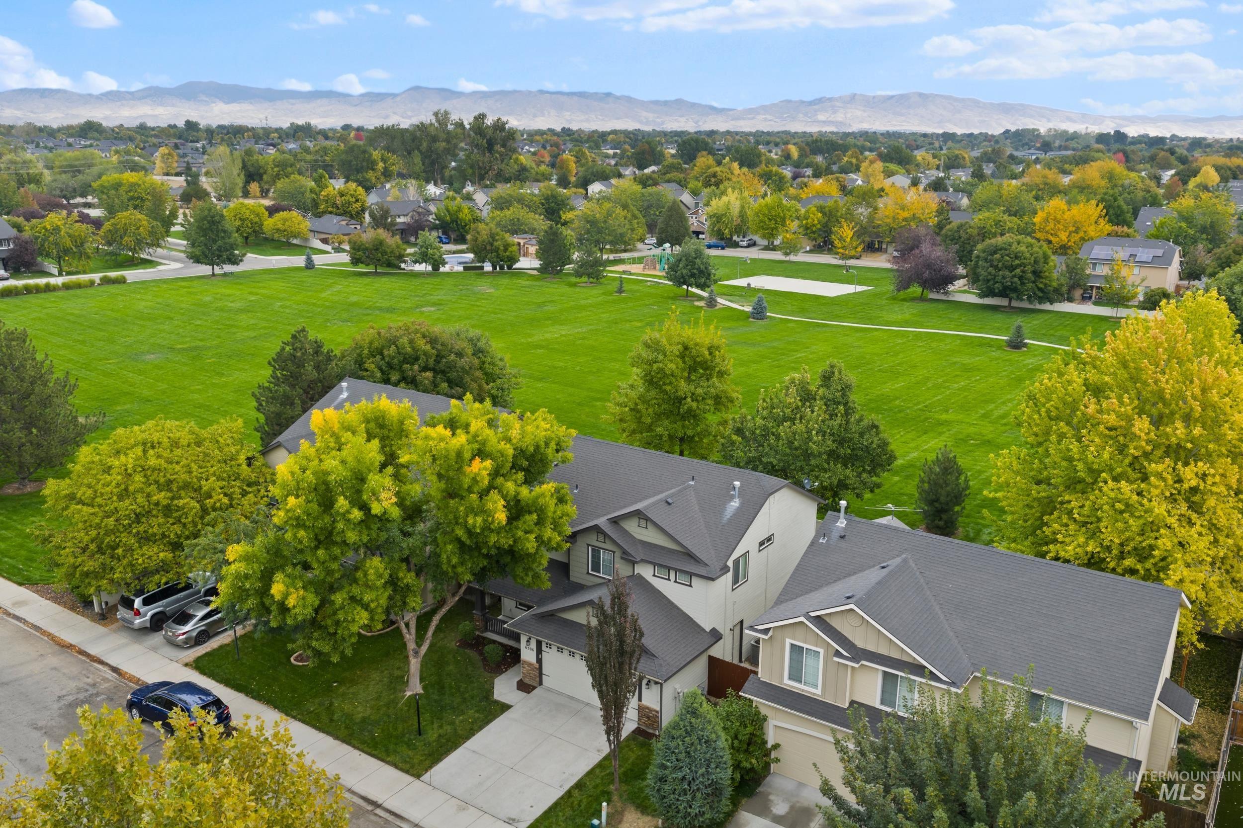 6506 S Warwickshire Ave, Boise, Idaho 83709, 4 Bedrooms, 2.5 Bathrooms, Residential For Sale, Price $475,000,MLS 98986414