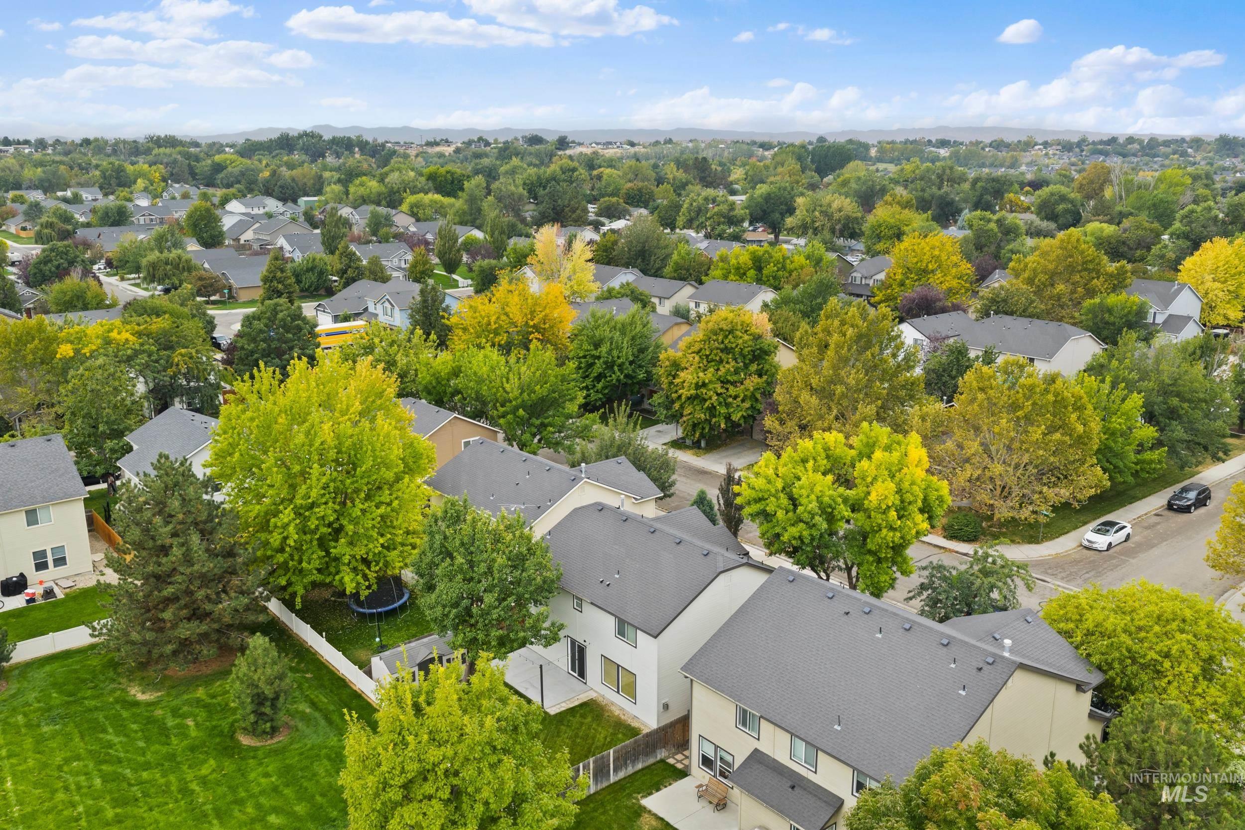 6506 S Warwickshire Ave, Boise, Idaho 83709, 4 Bedrooms, 2.5 Bathrooms, Residential For Sale, Price $475,000,MLS 98986414