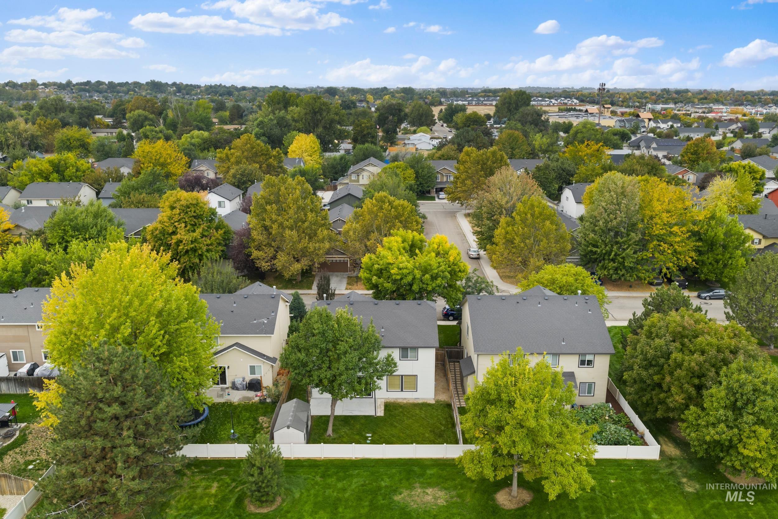 6506 S Warwickshire Ave, Boise, Idaho 83709, 4 Bedrooms, 2.5 Bathrooms, Residential For Sale, Price $475,000,MLS 98986414