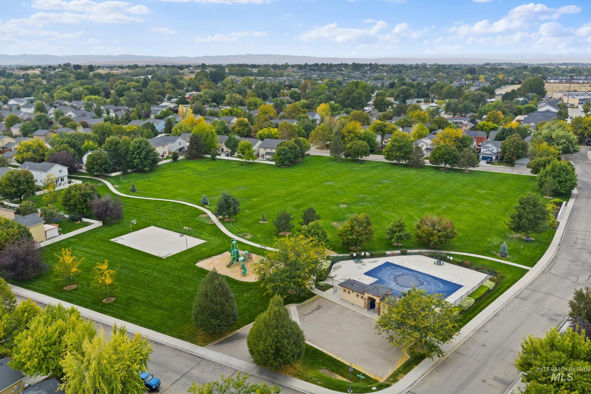 6506 S Warwickshire Ave, Boise, Idaho 83709, 4 Bedrooms, 2.5 Bathrooms, Residential For Sale, Price $475,000,MLS 98986414