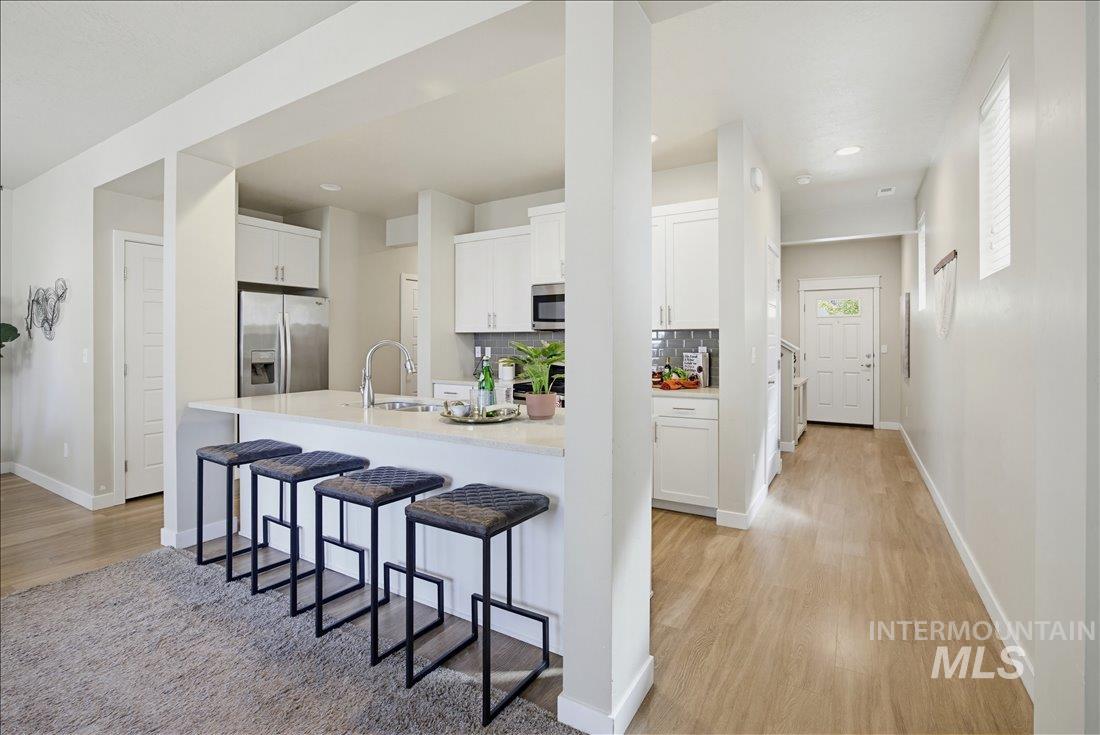 1945 N Justin Ave, Meridian, Idaho 83646, 4 Bedrooms, 2.5 Bathrooms, Residential For Sale, Price $465,000,MLS 98986416