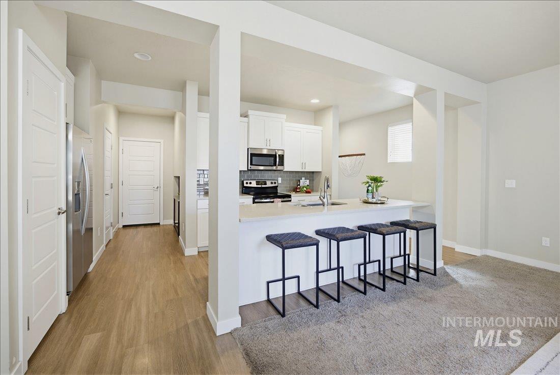 1945 N Justin Ave, Meridian, Idaho 83646, 4 Bedrooms, 2.5 Bathrooms, Residential For Sale, Price $465,000,MLS 98986416