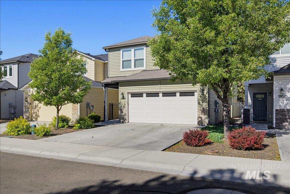 1945 N Justin Ave, Meridian, Idaho 83646, 4 Bedrooms, 2.5 Bathrooms, Residential For Sale, Price $465,000,MLS 98986416