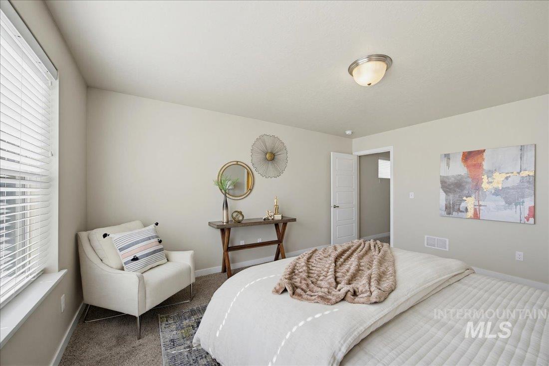 1945 N Justin Ave, Meridian, Idaho 83646, 4 Bedrooms, 2.5 Bathrooms, Residential For Sale, Price $465,000,MLS 98986416