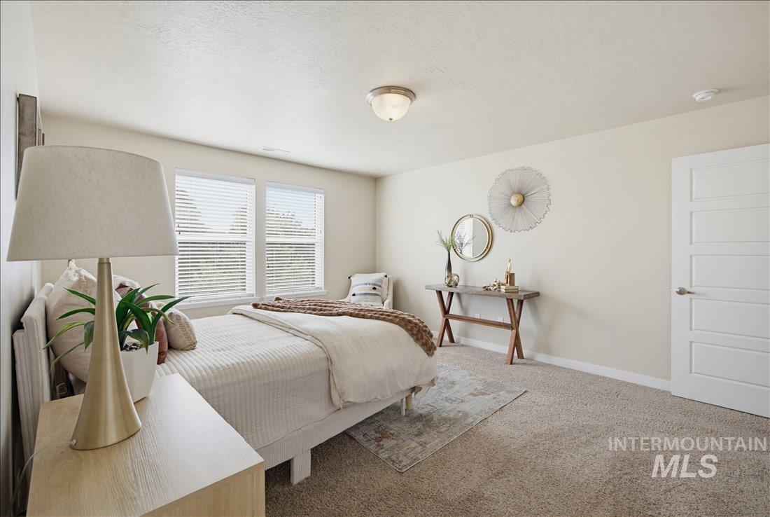 1945 N Justin Ave, Meridian, Idaho 83646, 4 Bedrooms, 2.5 Bathrooms, Residential For Sale, Price $465,000,MLS 98986416