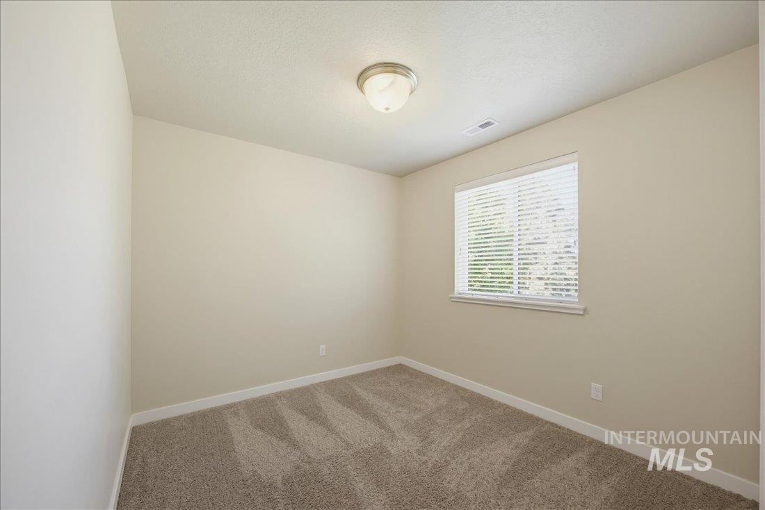 1945 N Justin Ave, Meridian, Idaho 83646, 4 Bedrooms, 2.5 Bathrooms, Residential For Sale, Price $465,000,MLS 98986416