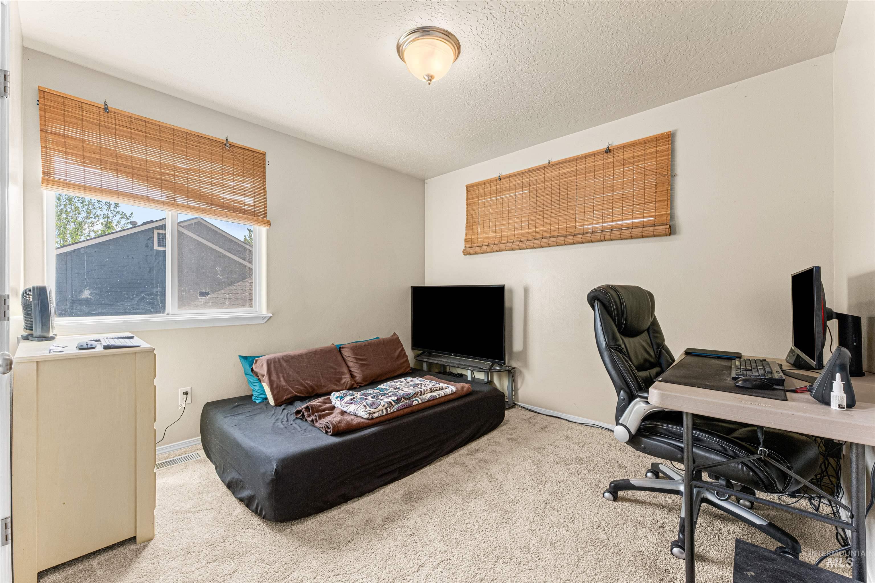 3630 S Murlo Ave., Meridian, Idaho 83642-4858, 4 Bedrooms, 2.5 Bathrooms, Residential For Sale, Price $489,900,MLS 98986417
