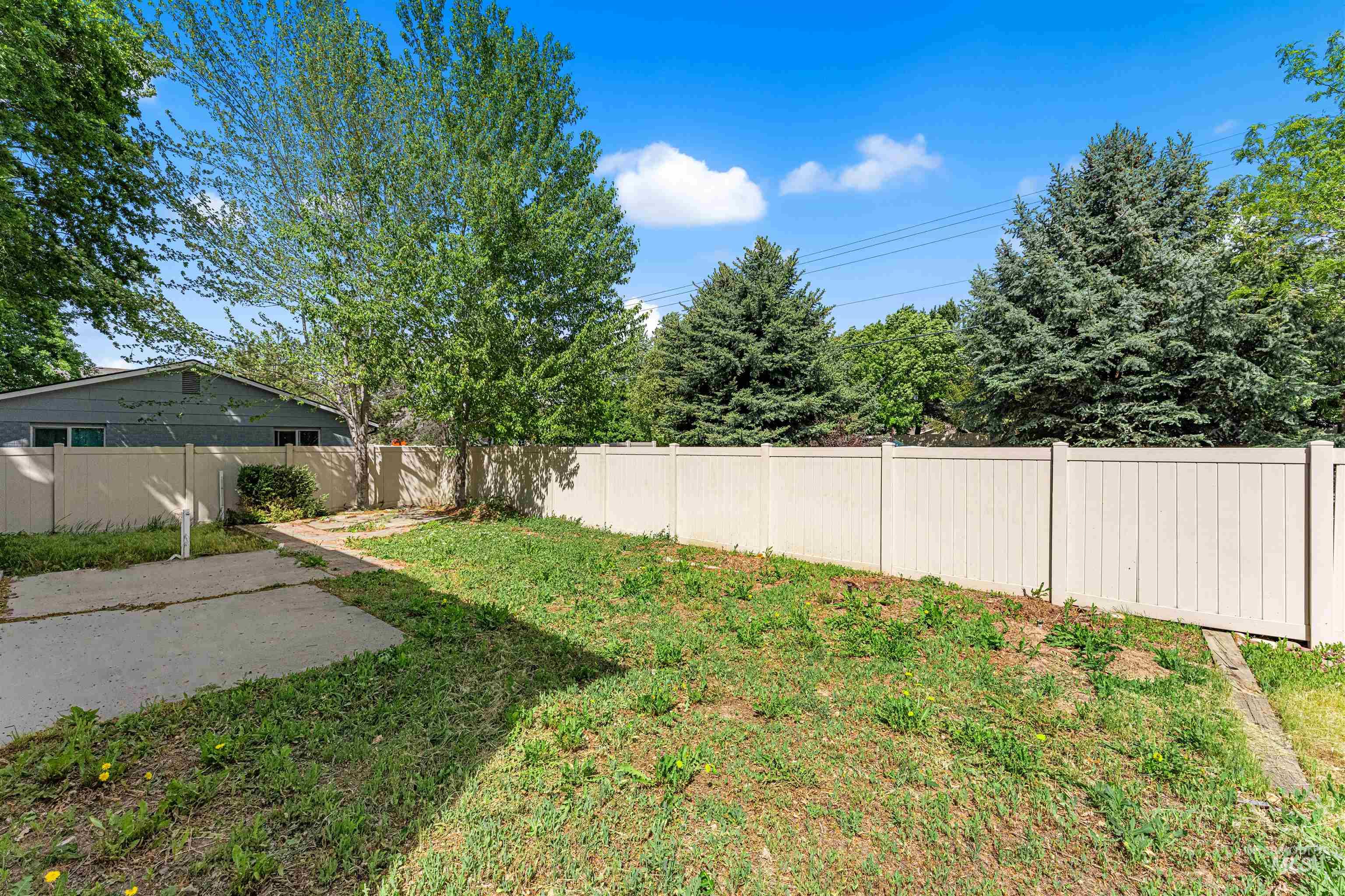 3630 S Murlo Ave., Meridian, Idaho 83642-4858, 4 Bedrooms, 2.5 Bathrooms, Residential For Sale, Price $489,900,MLS 98986417