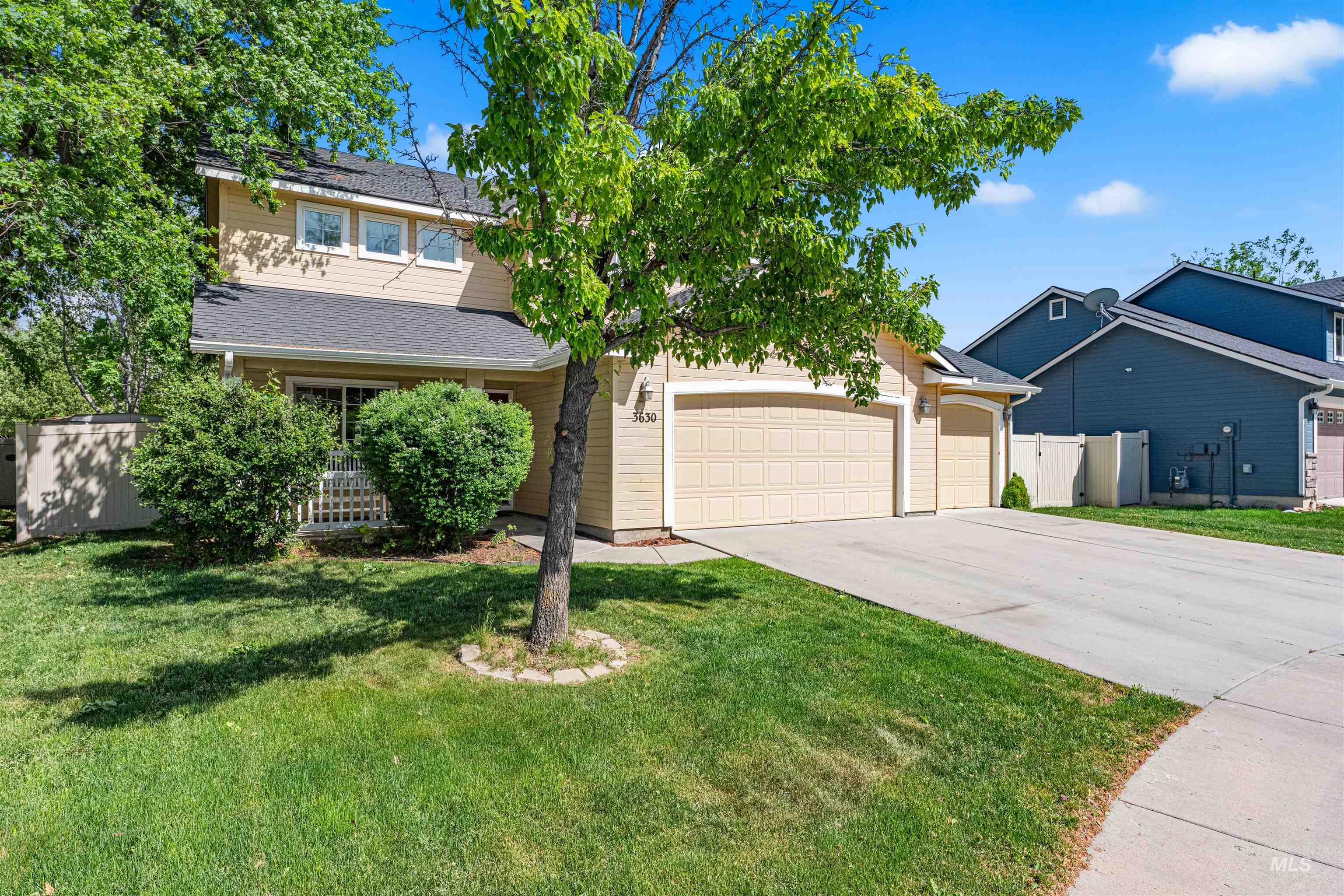 3630 S Murlo Ave., Meridian, Idaho 83642-4858, 4 Bedrooms, 2.5 Bathrooms, Residential For Sale, Price $489,900,MLS 98986417