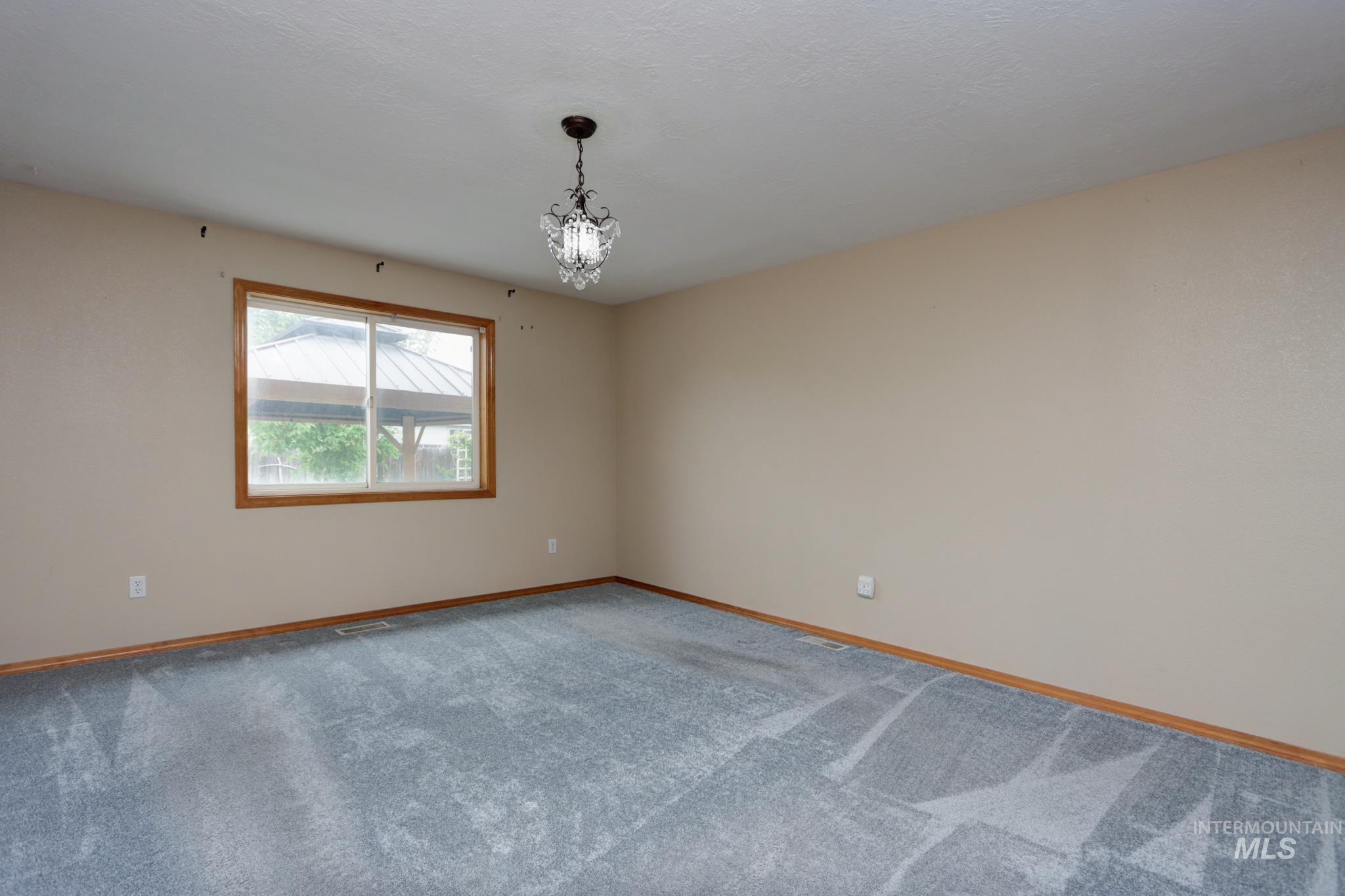 1345 Rosewood, Mountain Home, Idaho 83647, 3 Bedrooms, 2 Bathrooms, Residential For Sale, Price $339,000,MLS 98986419