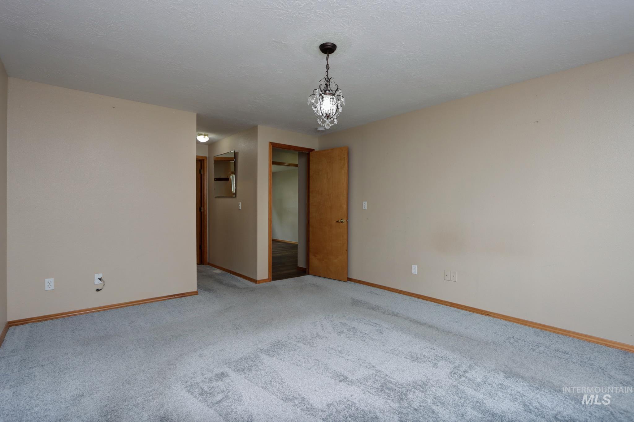 1345 Rosewood, Mountain Home, Idaho 83647, 3 Bedrooms, 2 Bathrooms, Residential For Sale, Price $339,000,MLS 98986419