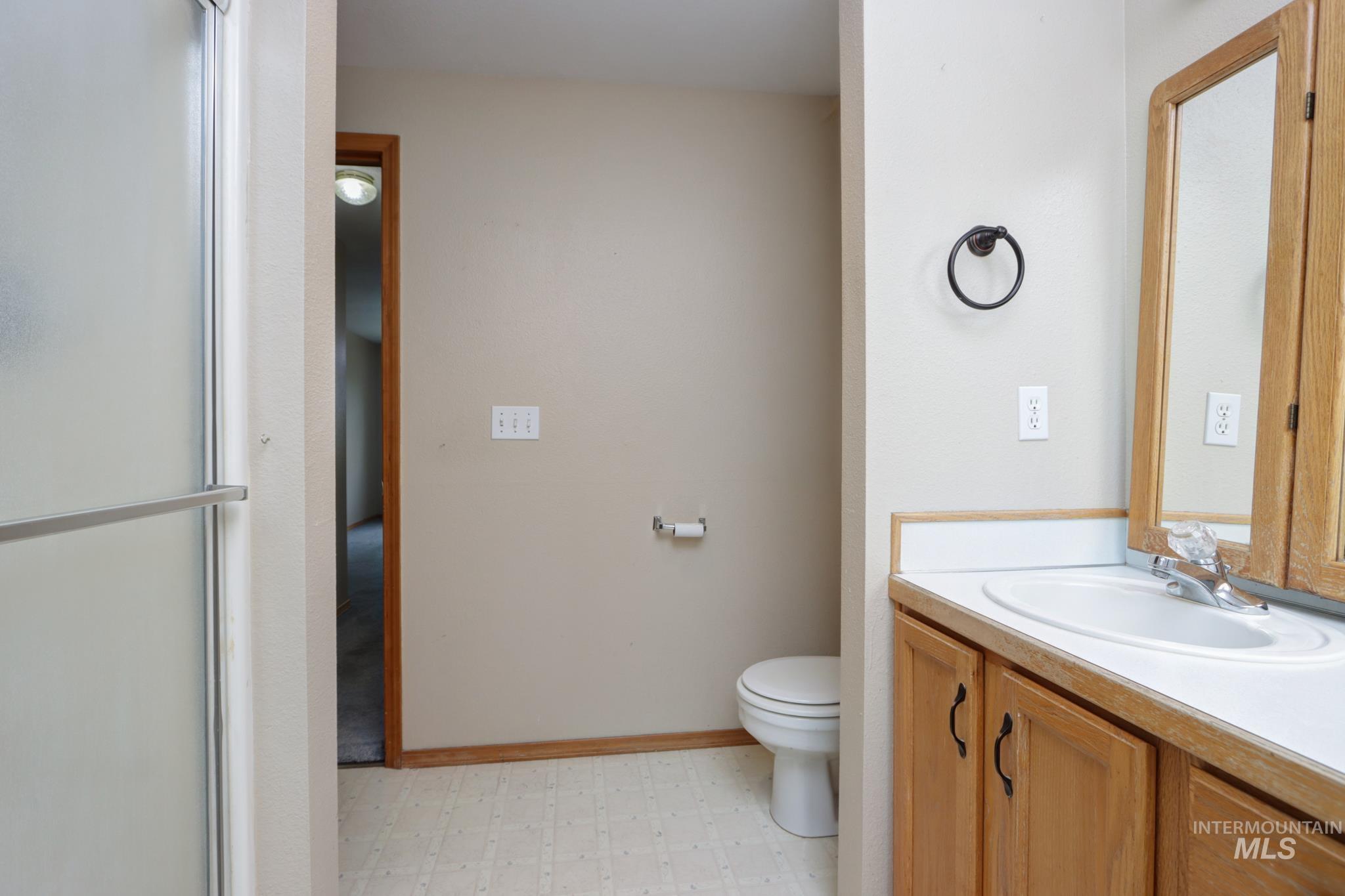 1345 Rosewood, Mountain Home, Idaho 83647, 3 Bedrooms, 2 Bathrooms, Residential For Sale, Price $339,000,MLS 98986419