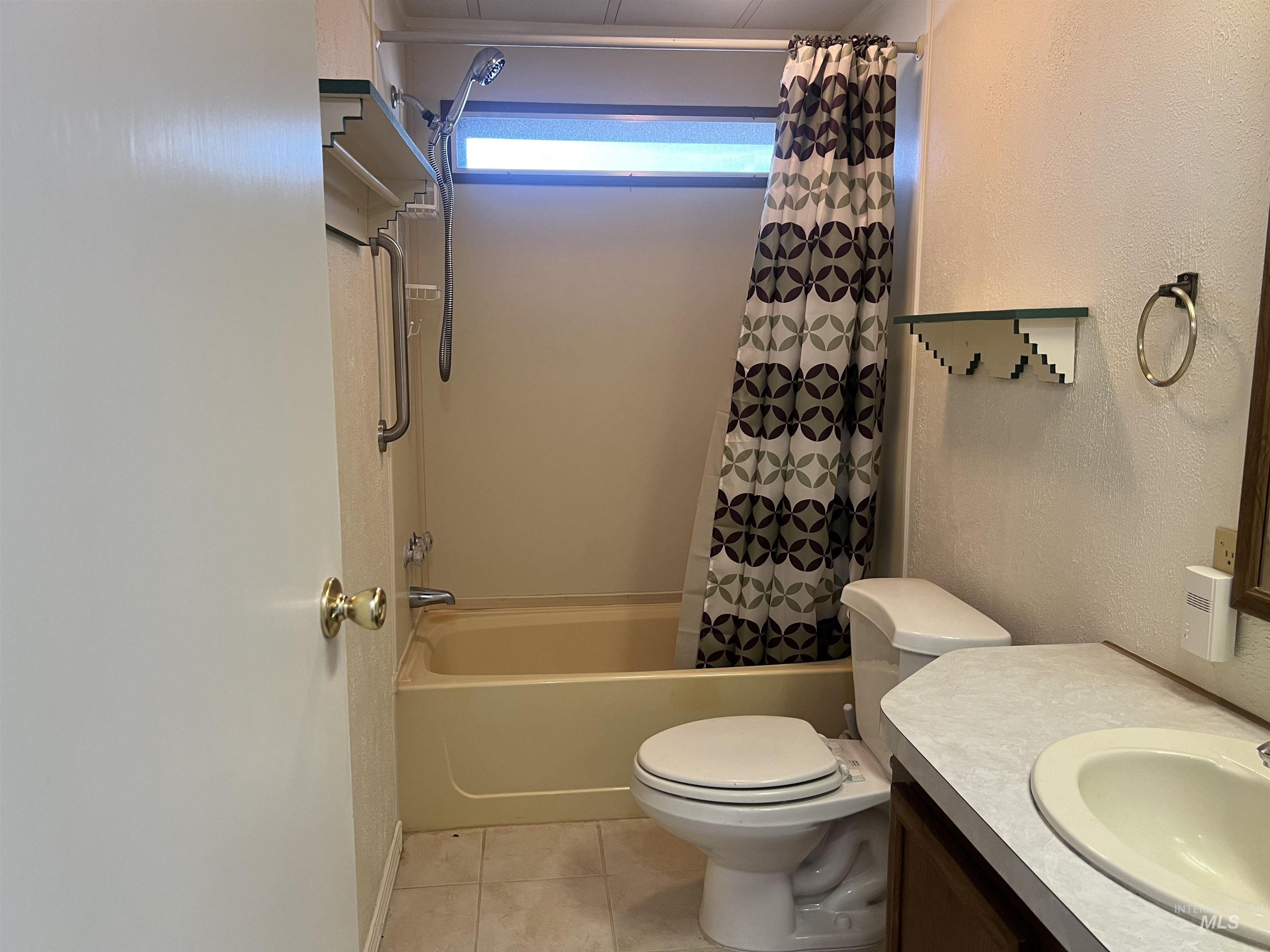 1907 W Flamingo, Nampa, Idaho 83651, 2 Bedrooms, 2.5 Bathrooms, Residential For Sale, Price $210,000, 98986422