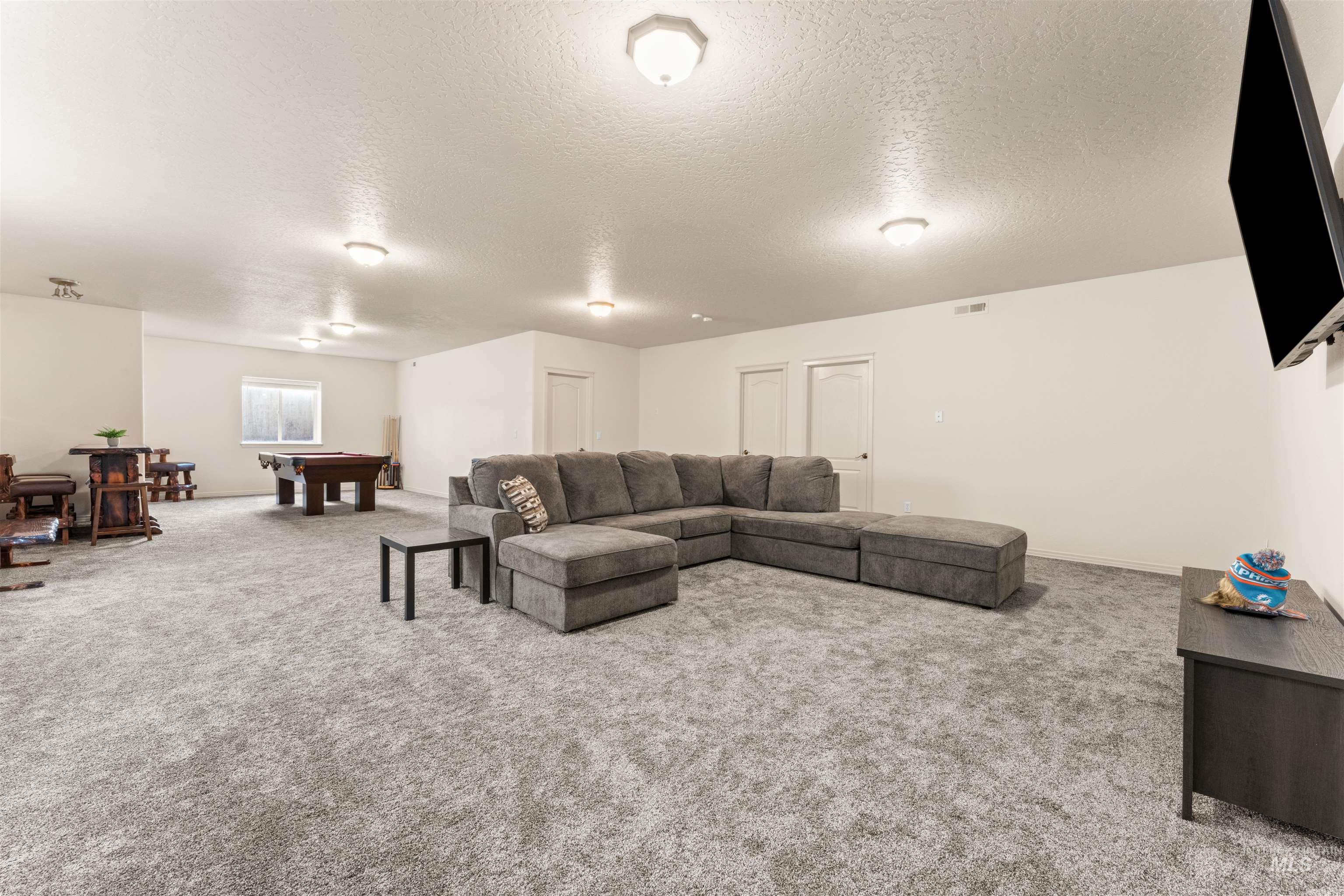 3303 S Montego Way, Nampa, Idaho 83686, 4 Bedrooms, 3.5 Bathrooms, Residential For Sale, Price $745,000, 98986426