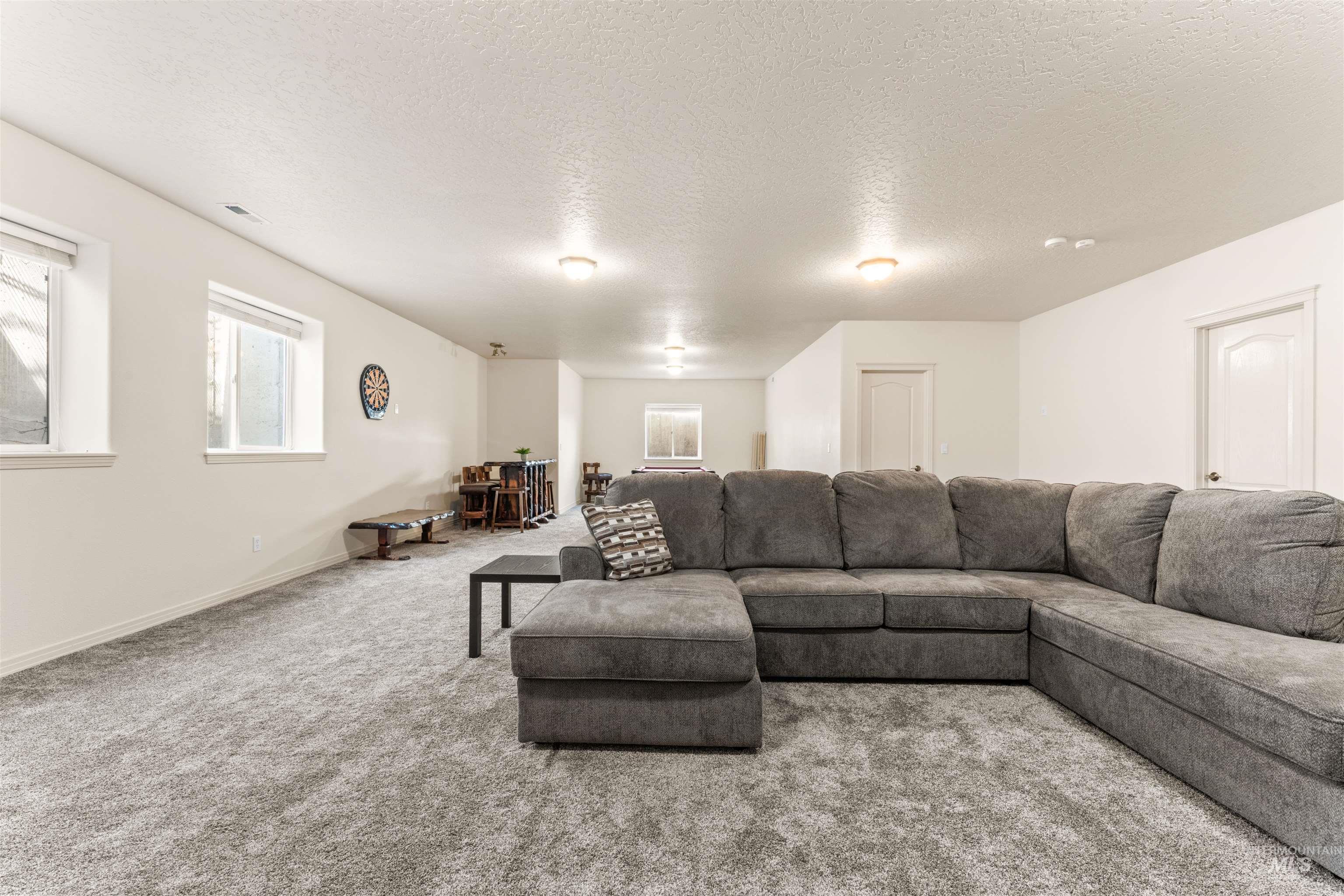 3303 S Montego Way, Nampa, Idaho 83686, 4 Bedrooms, 3.5 Bathrooms, Residential For Sale, Price $745,000, 98986426
