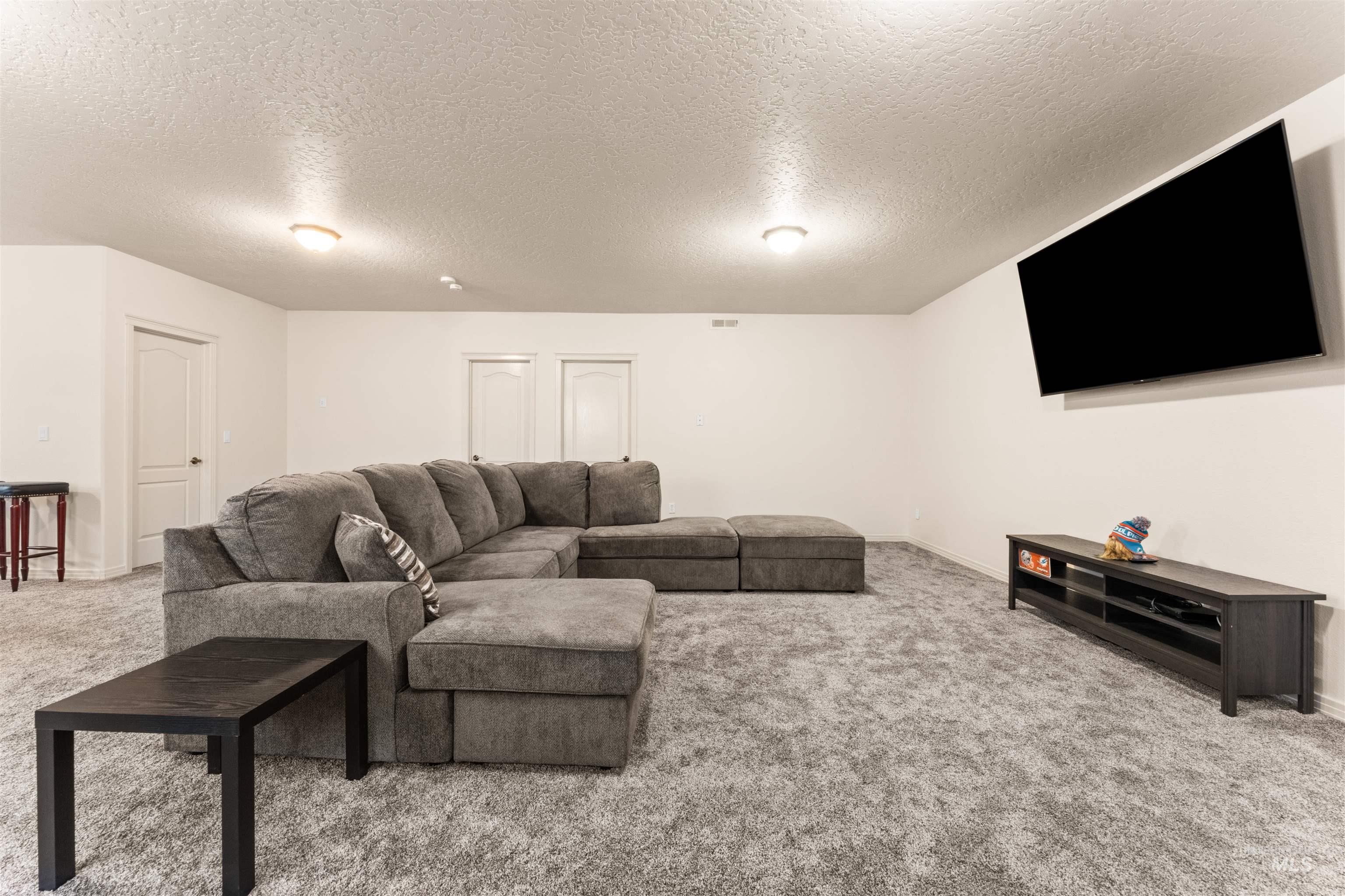 3303 S Montego Way, Nampa, Idaho 83686, 4 Bedrooms, 3.5 Bathrooms, Residential For Sale, Price $745,000, 98986426