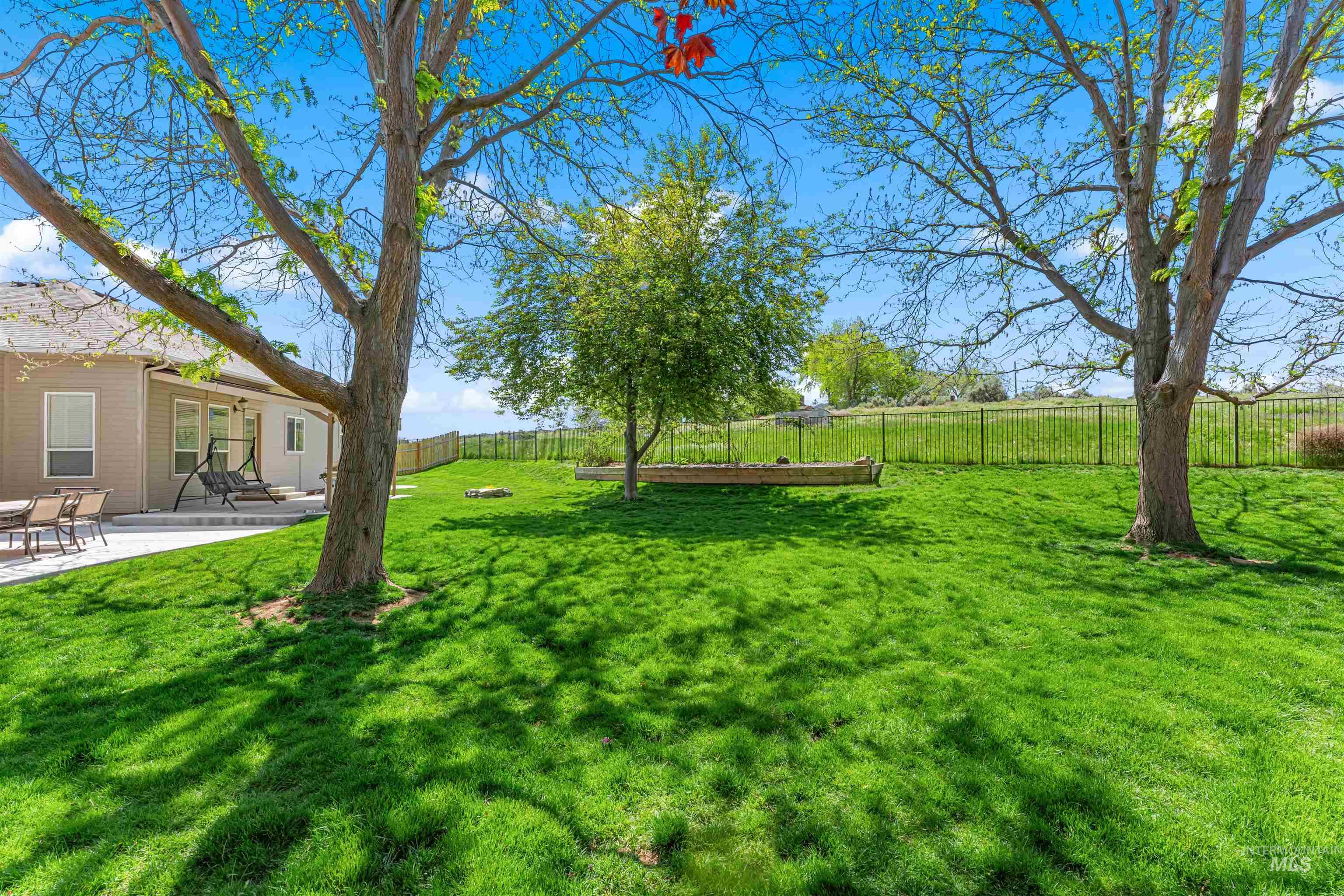 3303 S Montego Way, Nampa, Idaho 83686, 4 Bedrooms, 3.5 Bathrooms, Residential For Sale, Price $745,000, 98986426