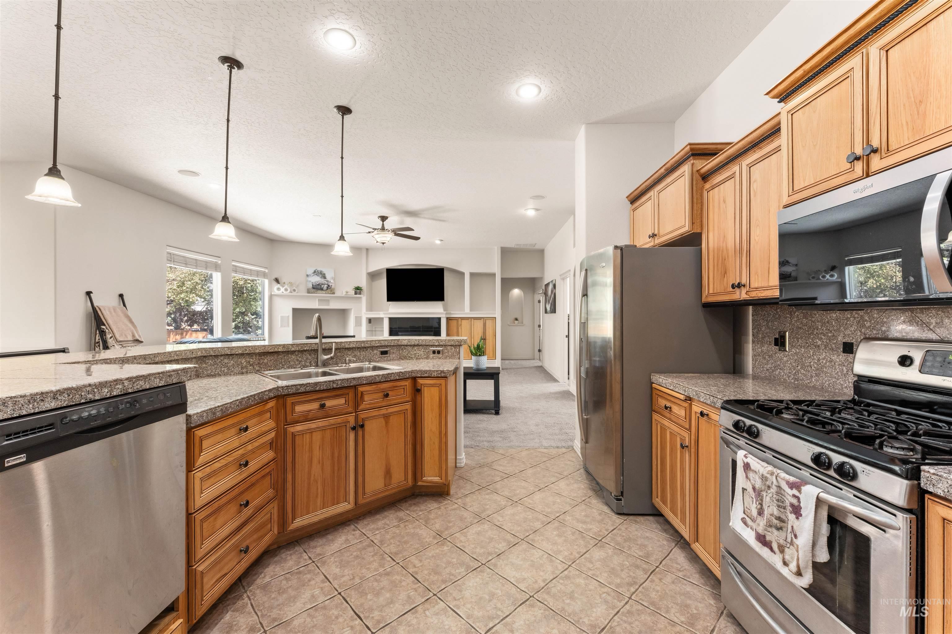 3303 S Montego Way, Nampa, Idaho 83686, 4 Bedrooms, 3.5 Bathrooms, Residential For Sale, Price $745,000, 98986426