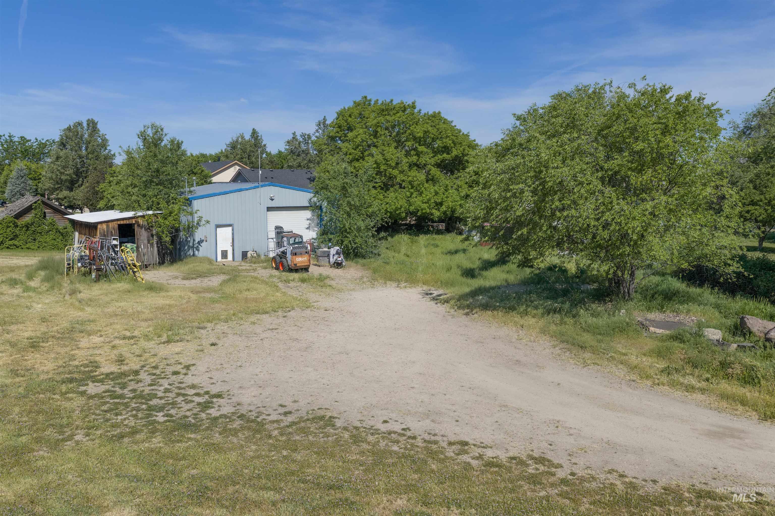 2875 N Maple Grove, Boise, Idaho 83704, 4 Bedrooms, 2 Bathrooms, Residential For Sale, Price $679,000, 98986427