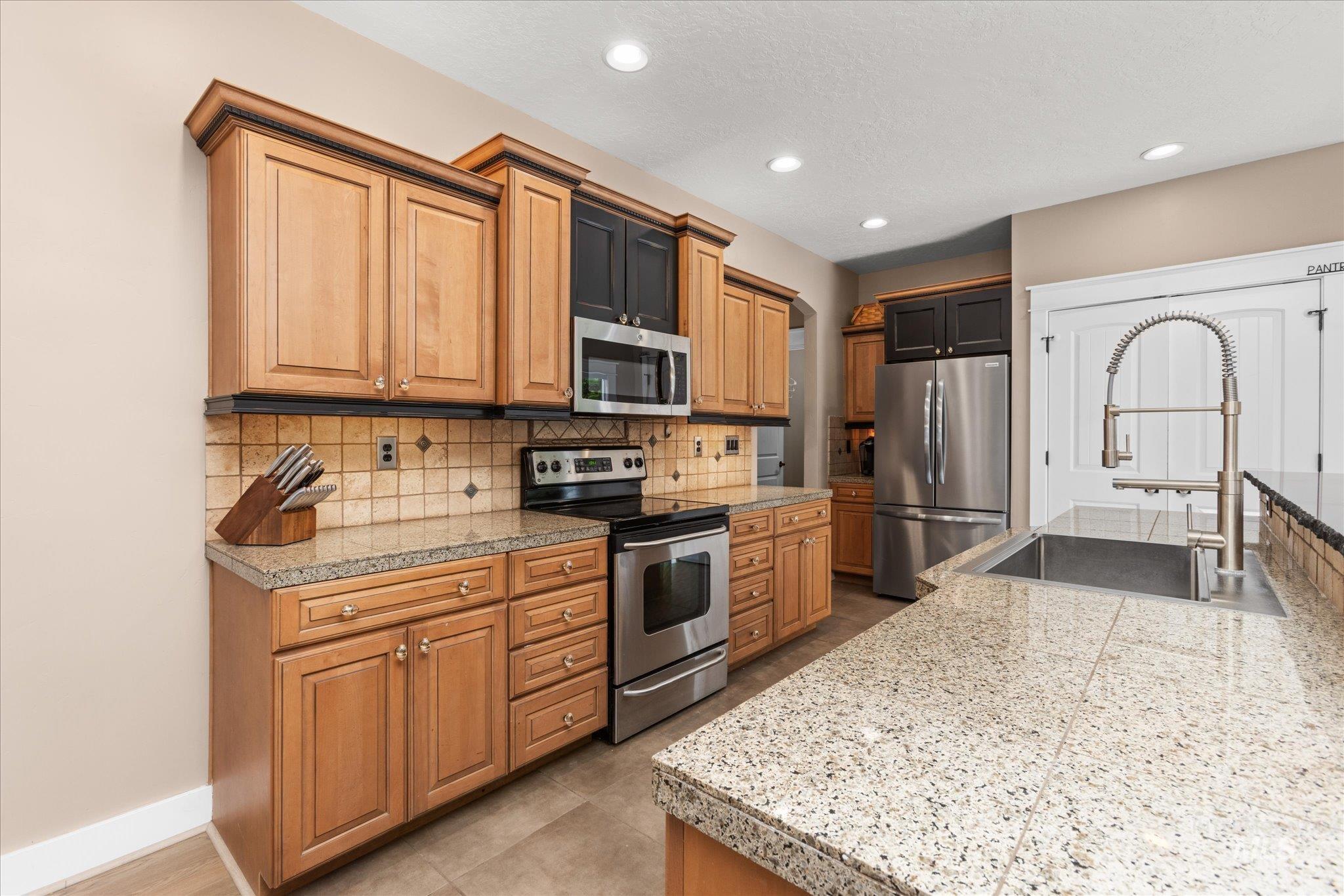 2655 E Piccadilly Ln, Eagle, Idaho 83616, 3 Bedrooms, 2.5 Bathrooms, Residential For Sale, Price $610,000, 98986429