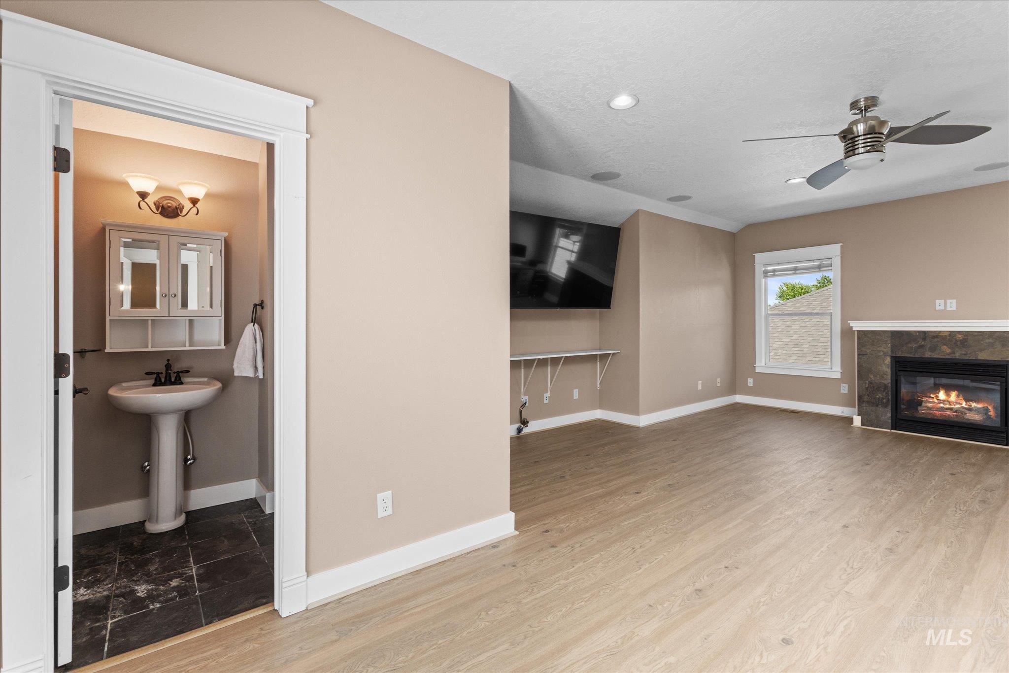 2655 E Piccadilly Ln, Eagle, Idaho 83616, 3 Bedrooms, 2.5 Bathrooms, Residential For Sale, Price $610,000, 98986429