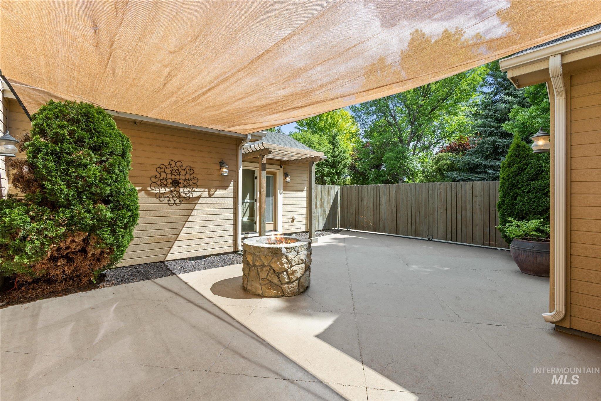 2655 E Piccadilly Ln, Eagle, Idaho 83616, 3 Bedrooms, 2.5 Bathrooms, Residential For Sale, Price $610,000, 98986429