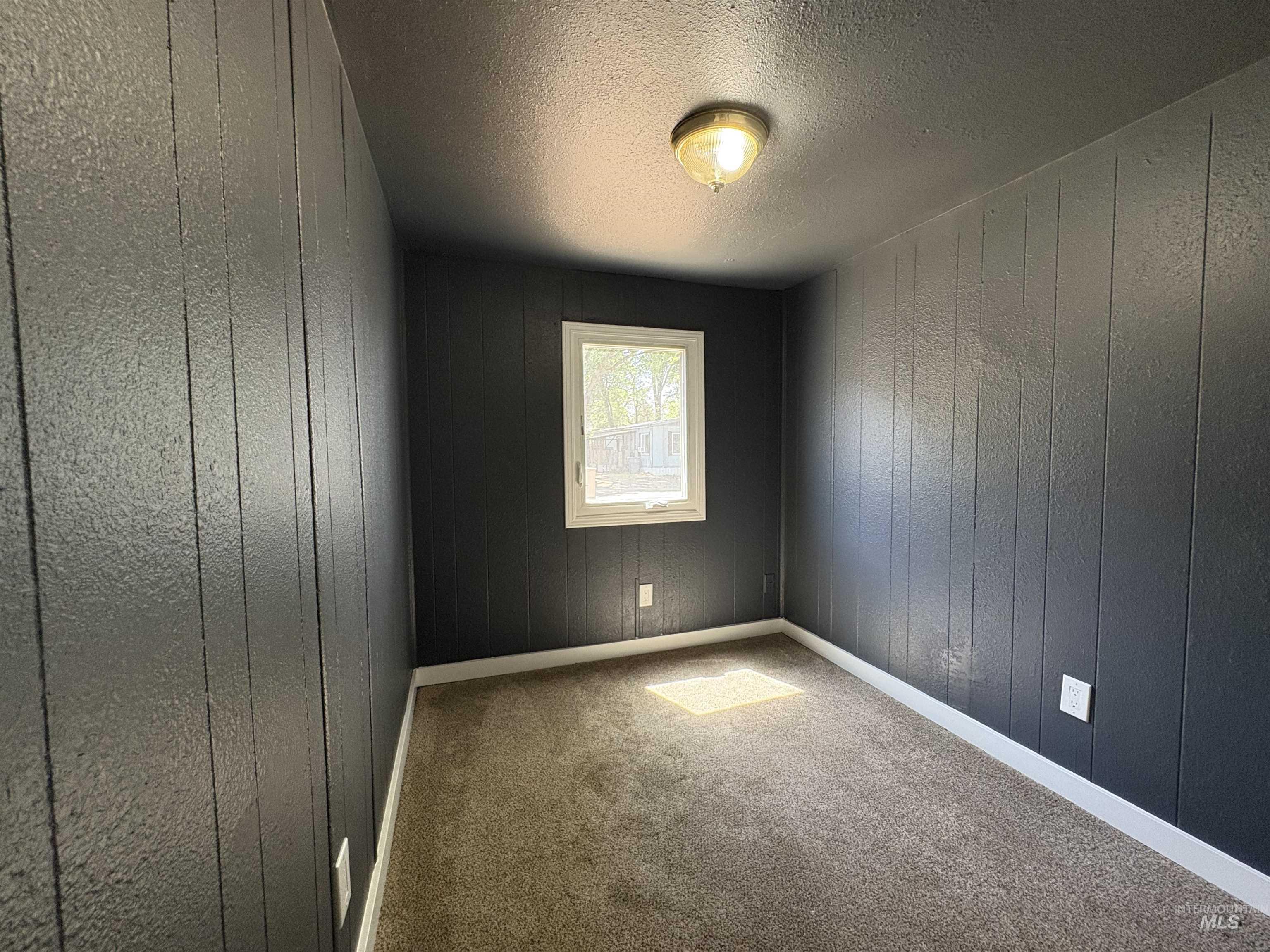 401 Main St #38, Homedale, Idaho 83628, 3 Bedrooms, 1 Bathroom, Residential For Sale, Price $65,000, 98986432