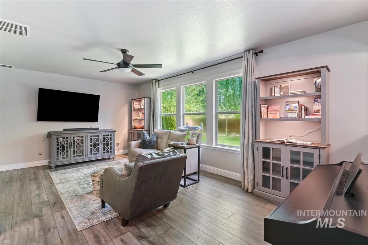 16930 N Darmady Loop, Nampa, Idaho 83687, 4 Bedrooms, 3 Bathrooms, Residential For Sale, Price $434,900, 98986433