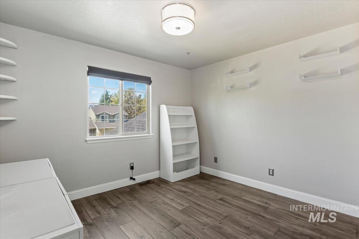 16930 N Darmady Loop, Nampa, Idaho 83687, 4 Bedrooms, 3 Bathrooms, Residential For Sale, Price $434,900, 98986433