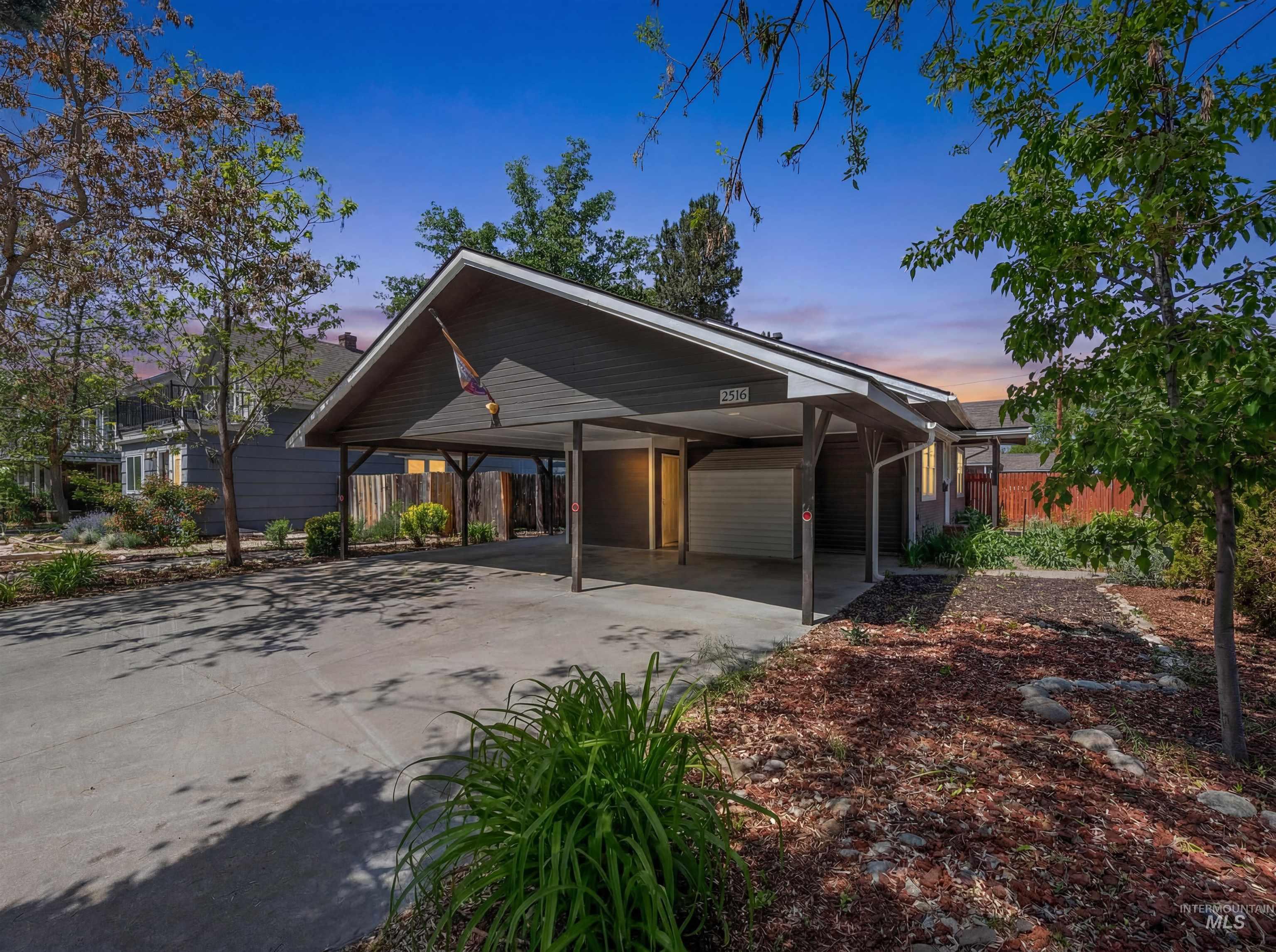 2514 & 2516 W Jefferson St, Boise, Idaho 83702, 5 Bedrooms, 2 Bathrooms, Residential For Sale, Price $699,900, 98986436