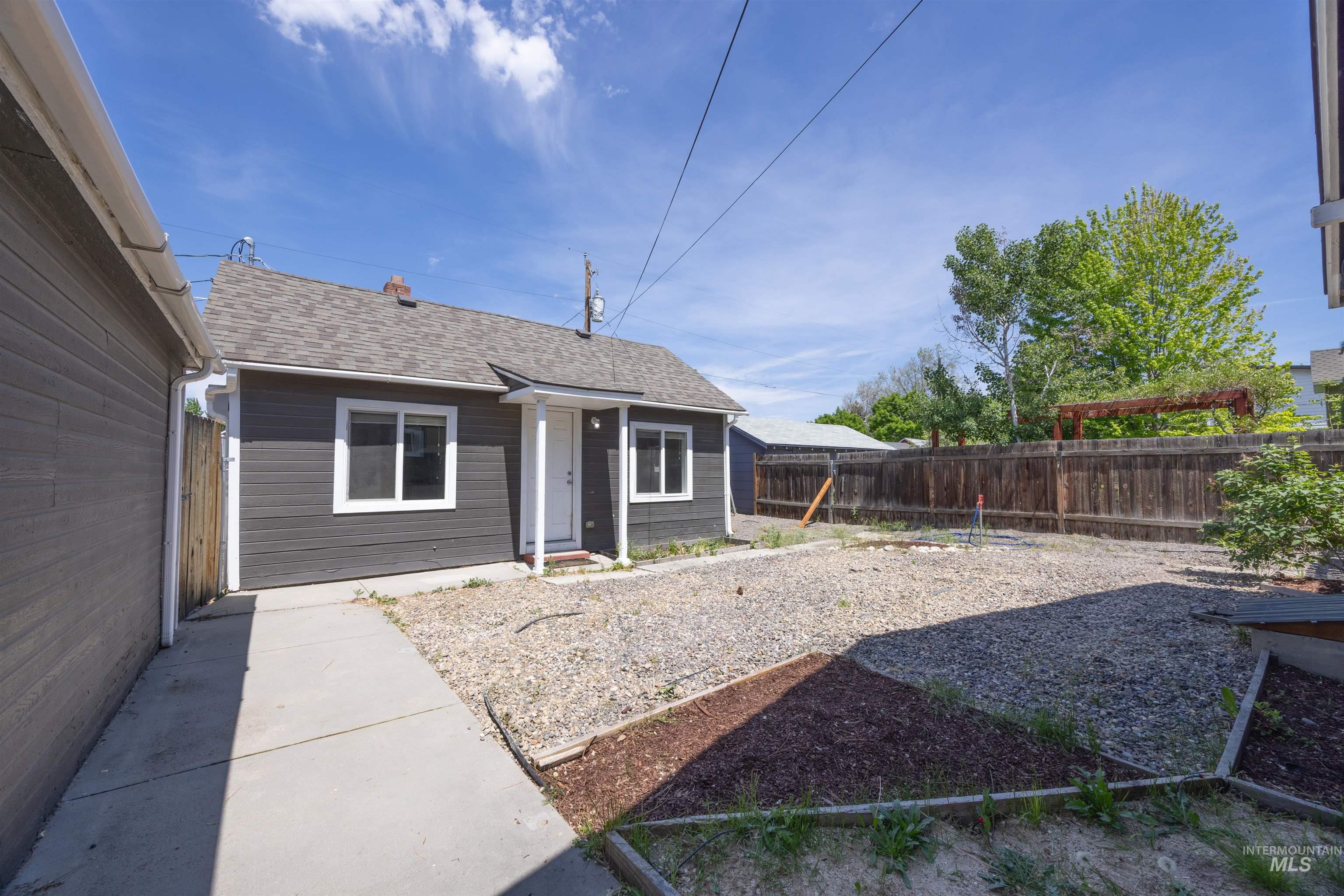 2514 & 2516 W Jefferson St, Boise, Idaho 83702, 5 Bedrooms, 2 Bathrooms, Residential For Sale, Price $699,900, 98986436