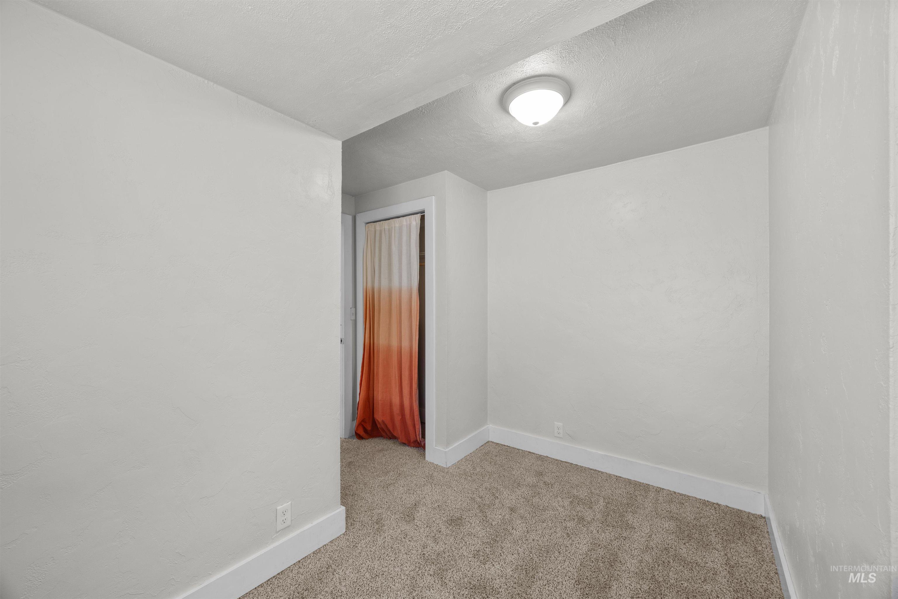 2514 & 2516 W Jefferson St, Boise, Idaho 83702, 5 Bedrooms, 2 Bathrooms, Residential For Sale, Price $699,900, 98986436