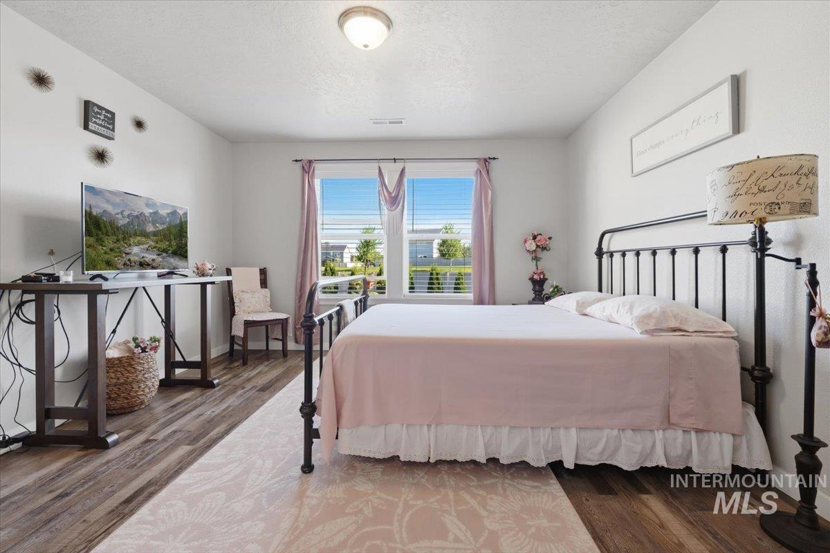 12640 W McBean Ct., Star, Idaho 83669, 3 Bedrooms, 2 Bathrooms, Residential For Sale, Price $514,990, 98986439