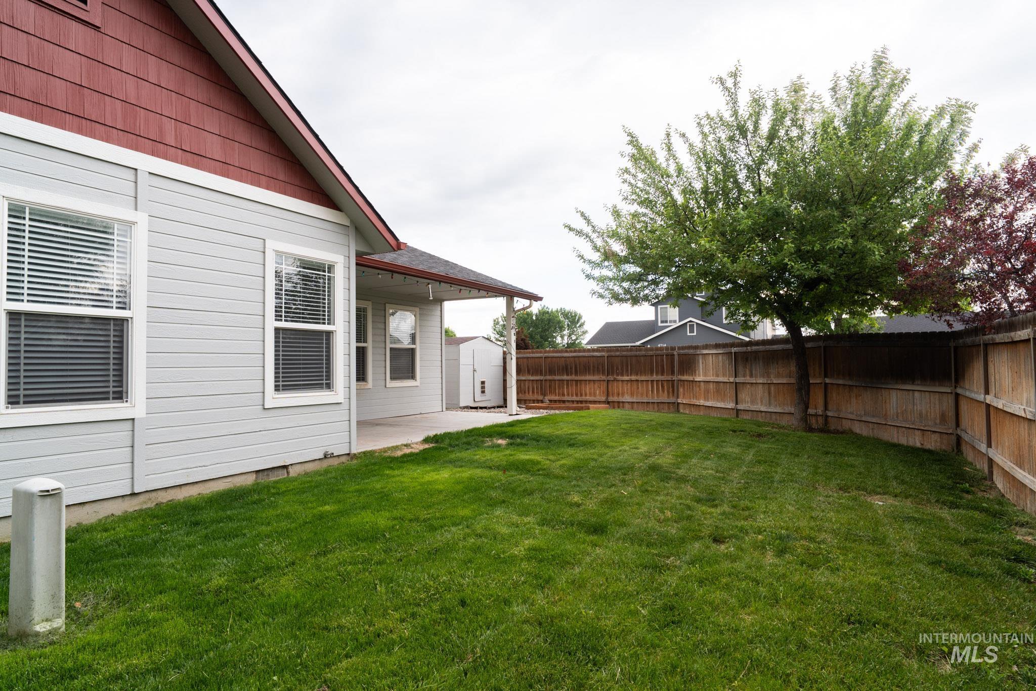 4719 Kadie st, Caldwell, Idaho 83607-8596, 3 Bedrooms, 2 Bathrooms, Residential For Sale, Price $360,000,MLS 98986442