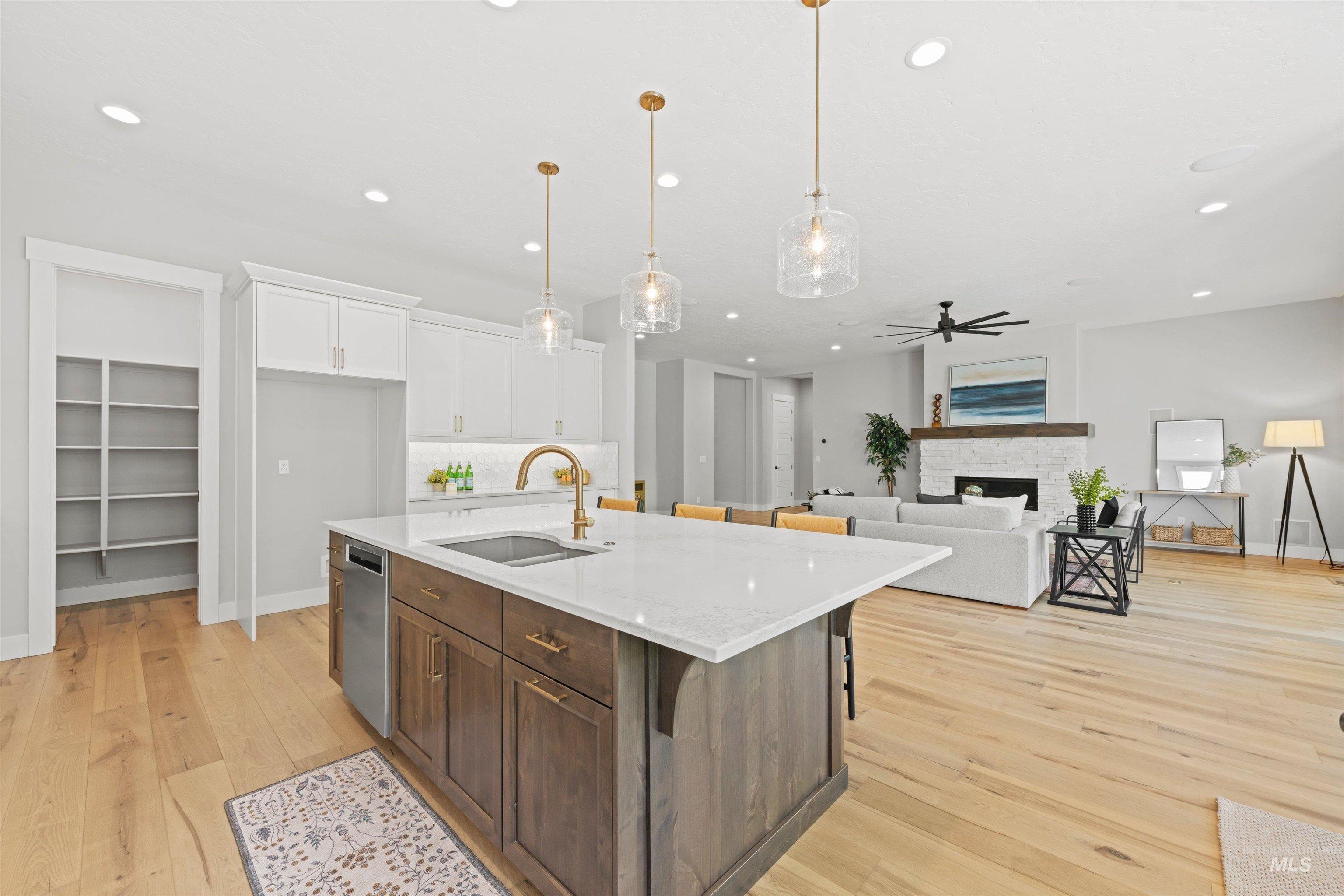 6121 S Cubola Way, Meridian, Idaho 83642, 3 Bedrooms, 2.5 Bathrooms, Residential For Sale, Price $848,900, 98986443
