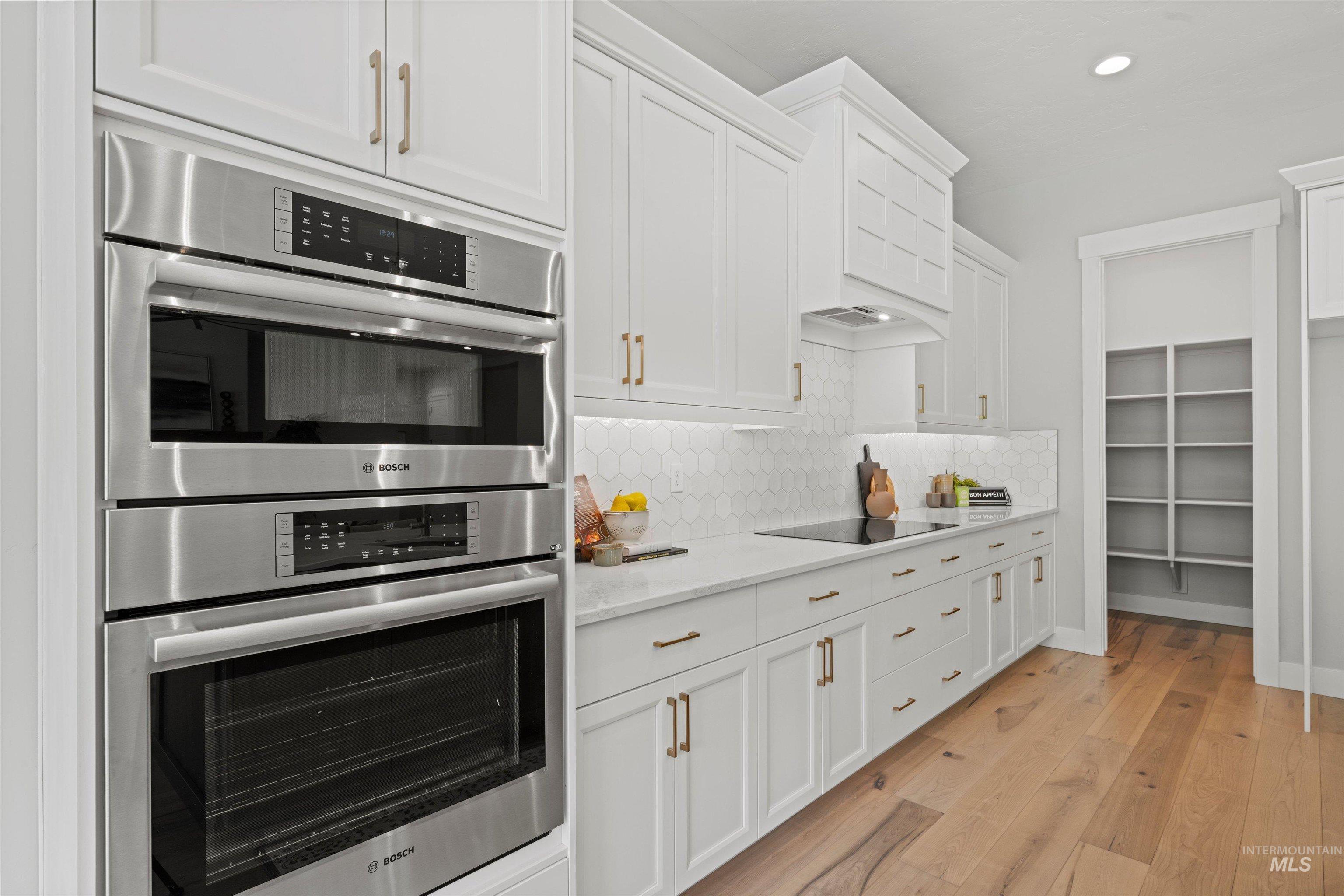 6121 S Cubola Way, Meridian, Idaho 83642, 3 Bedrooms, 2.5 Bathrooms, Residential For Sale, Price $848,900, 98986443