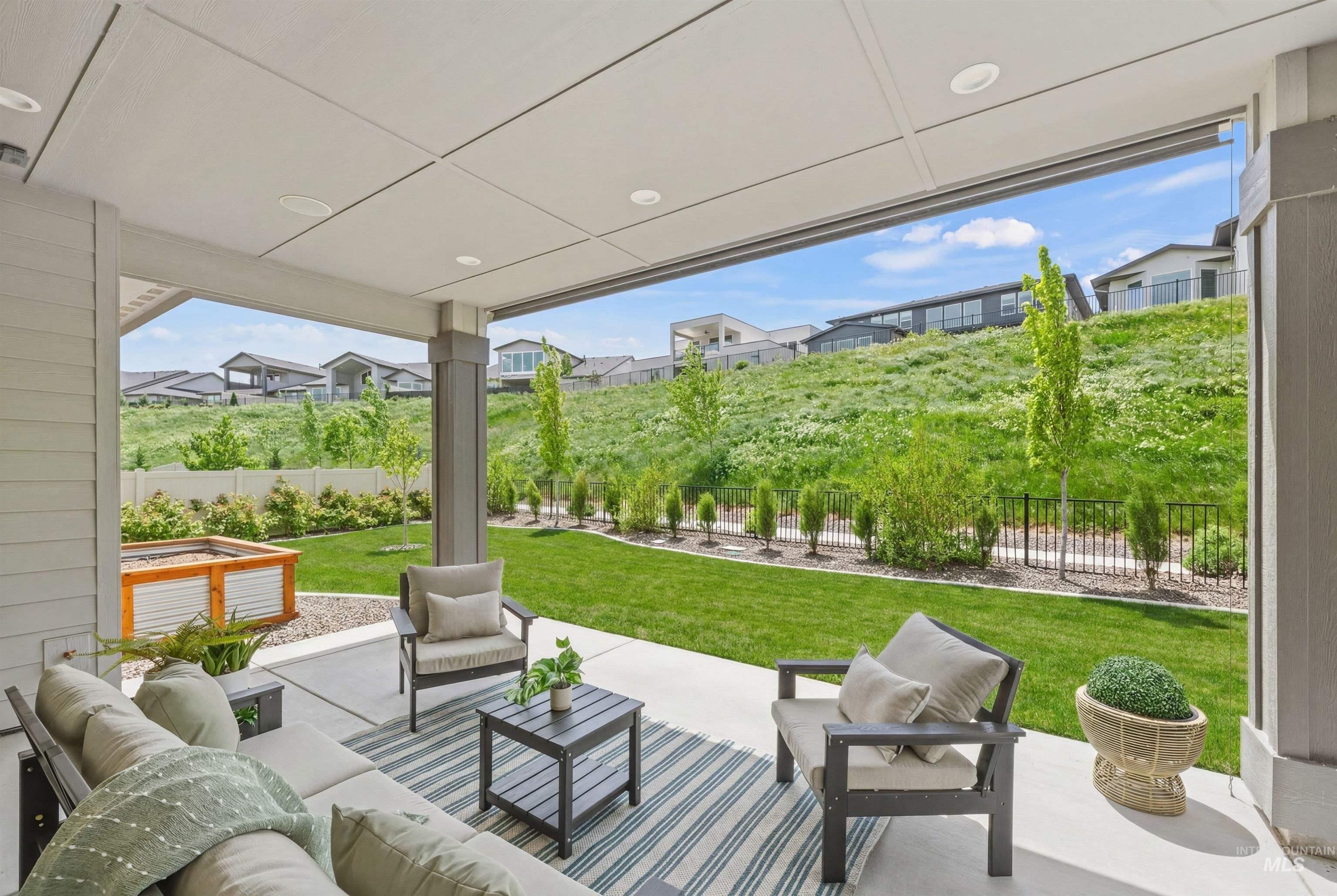 6121 S Cubola Way, Meridian, Idaho 83642, 3 Bedrooms, 2.5 Bathrooms, Residential For Sale, Price $848,900, 98986443