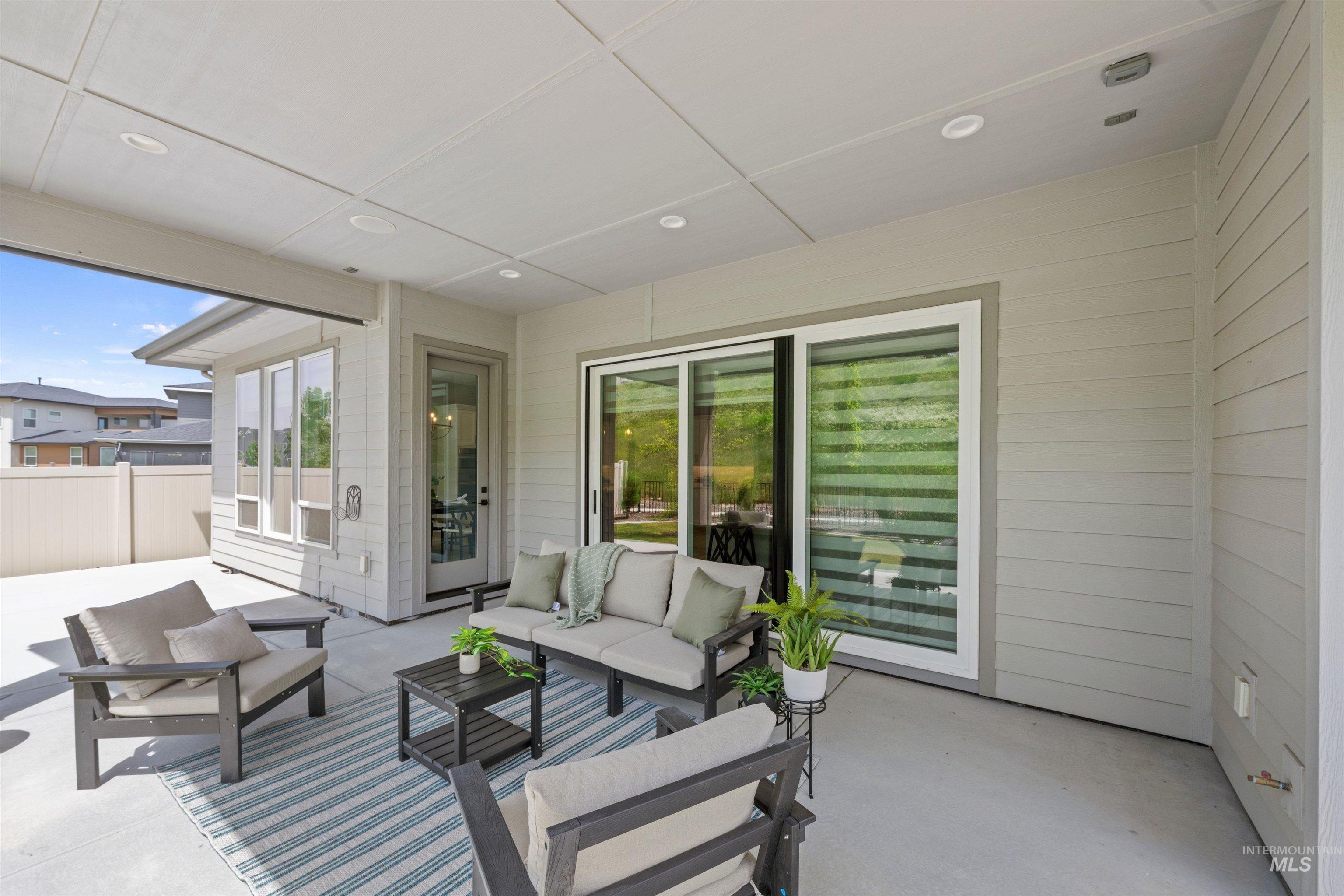 6121 S Cubola Way, Meridian, Idaho 83642, 3 Bedrooms, 2.5 Bathrooms, Residential For Sale, Price $848,900, 98986443